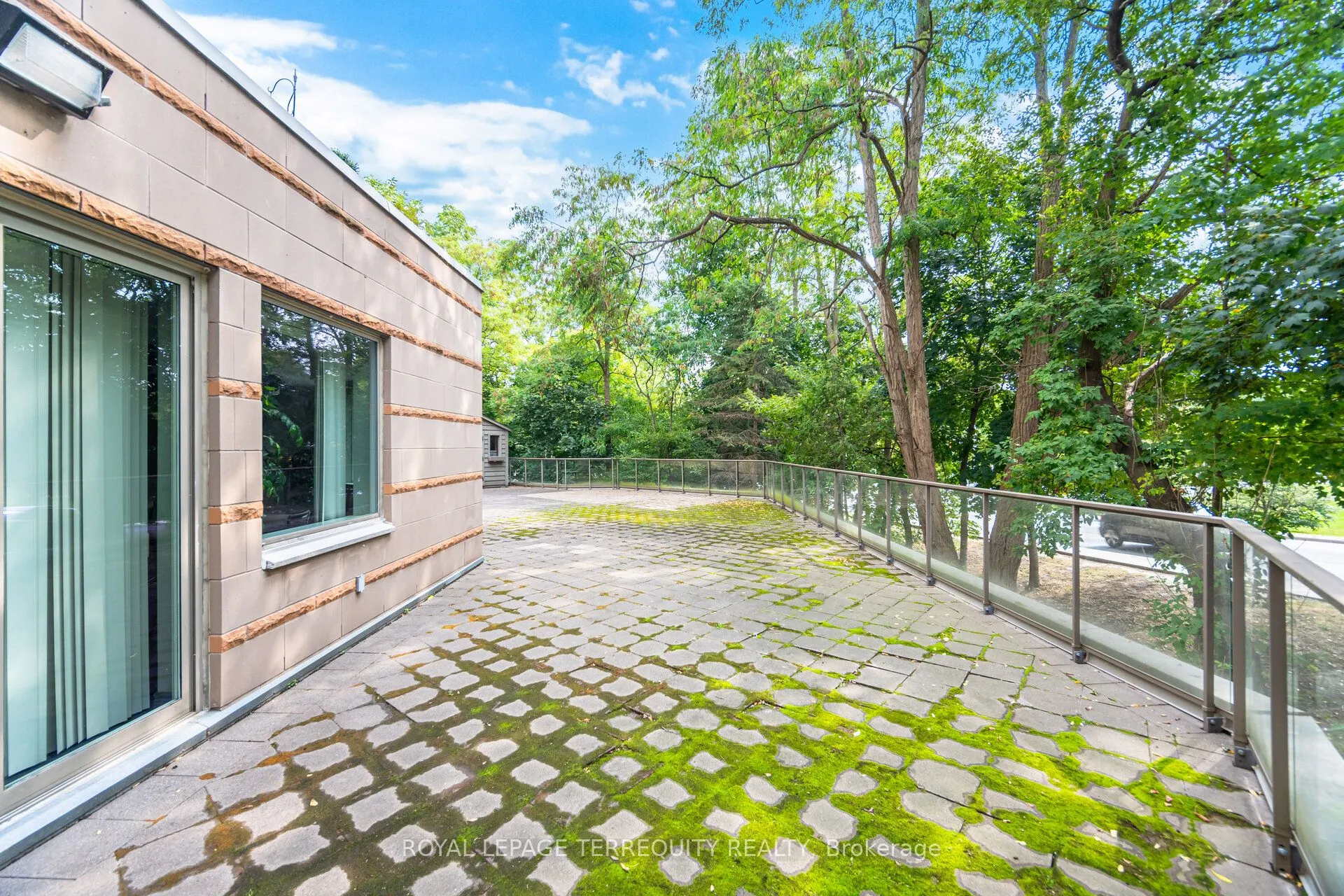 77 GOVERNORS Road, #204