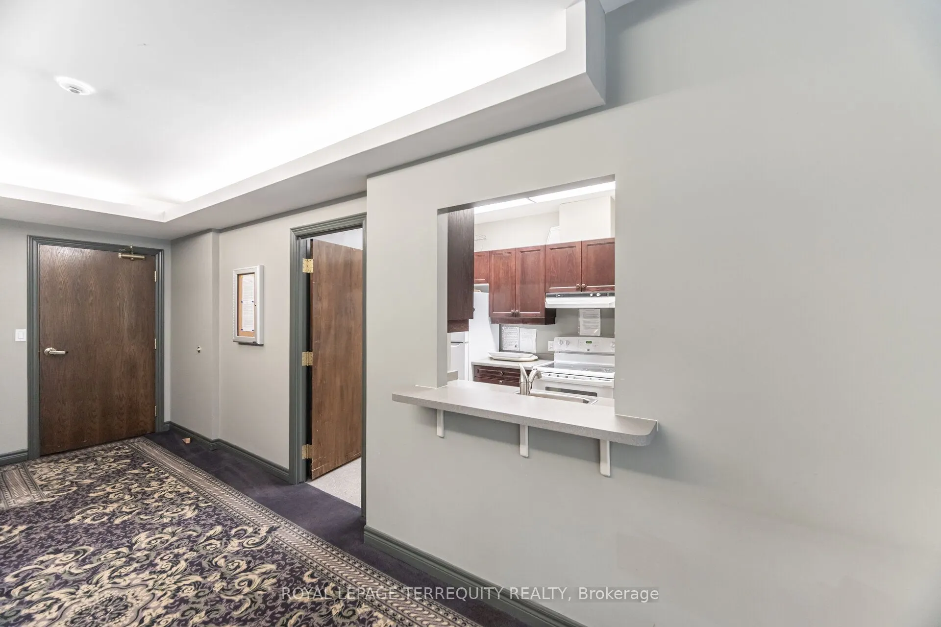 77 GOVERNORS Road, #204