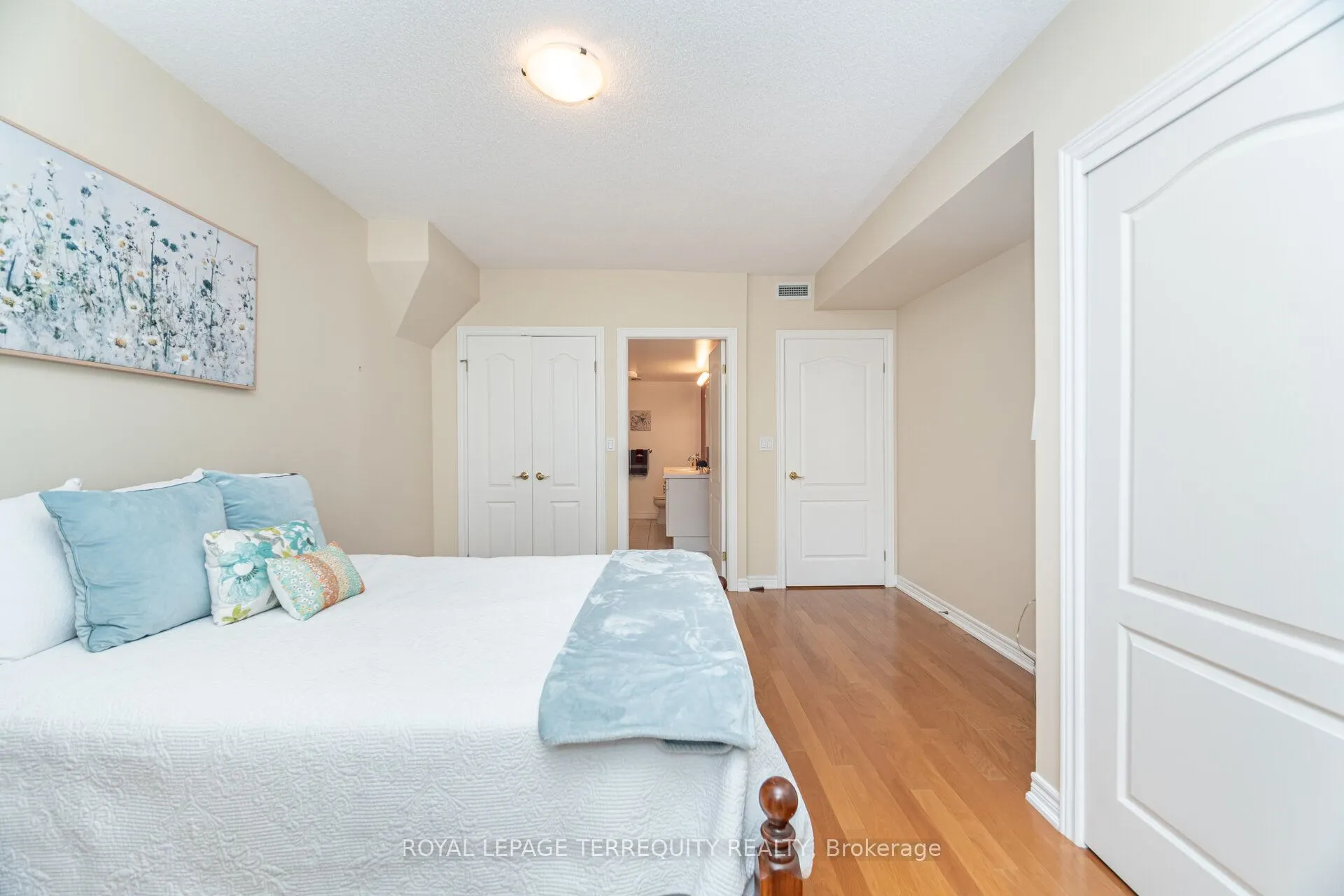 77 GOVERNORS Road, #204