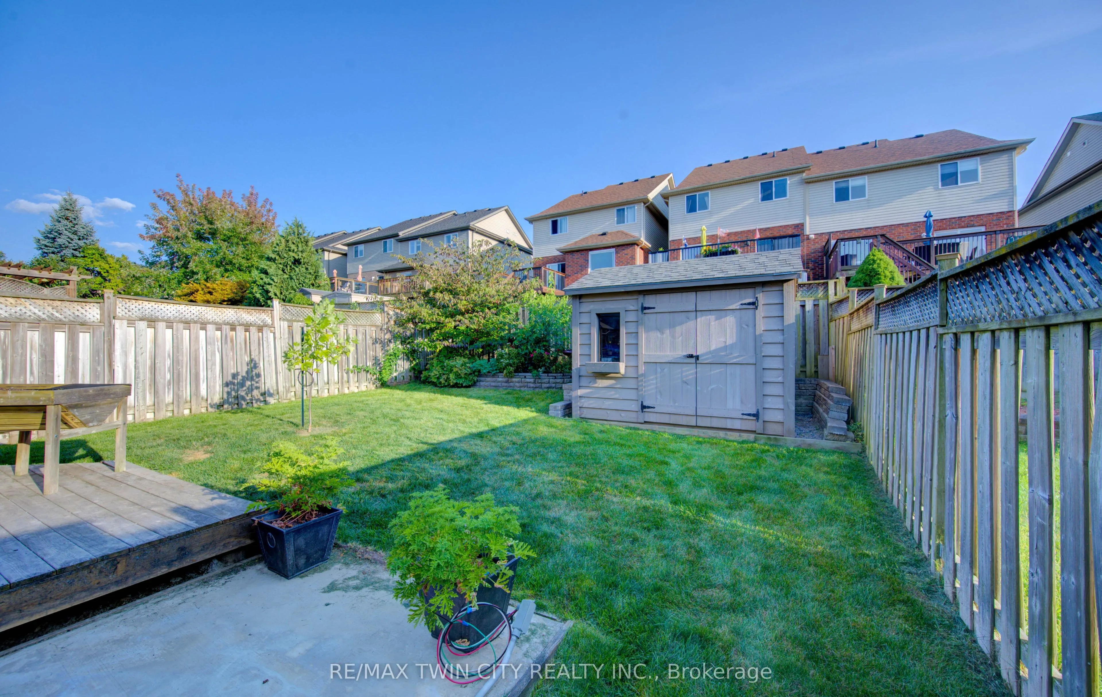 27 Olivewood Way