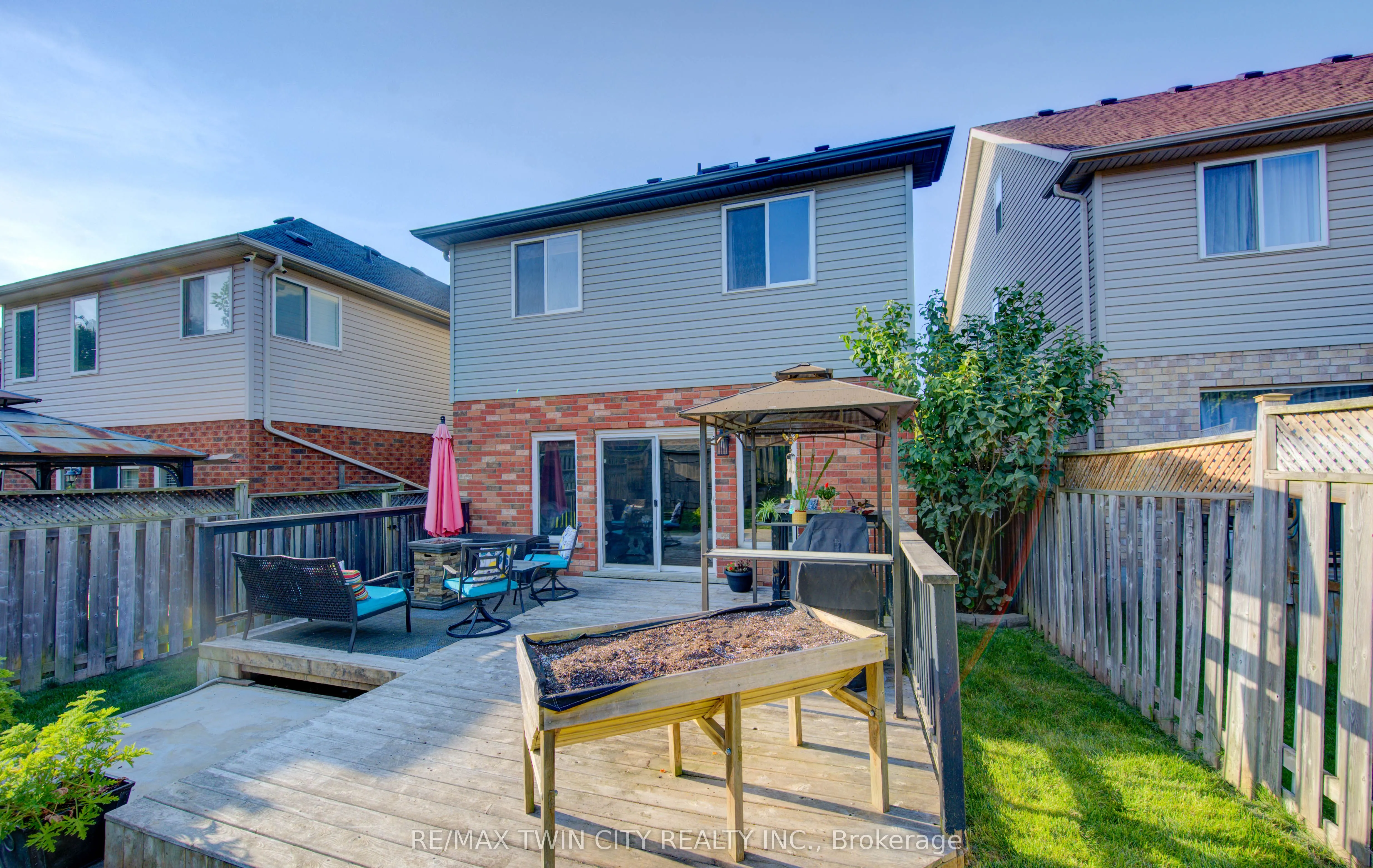 27 Olivewood Way
