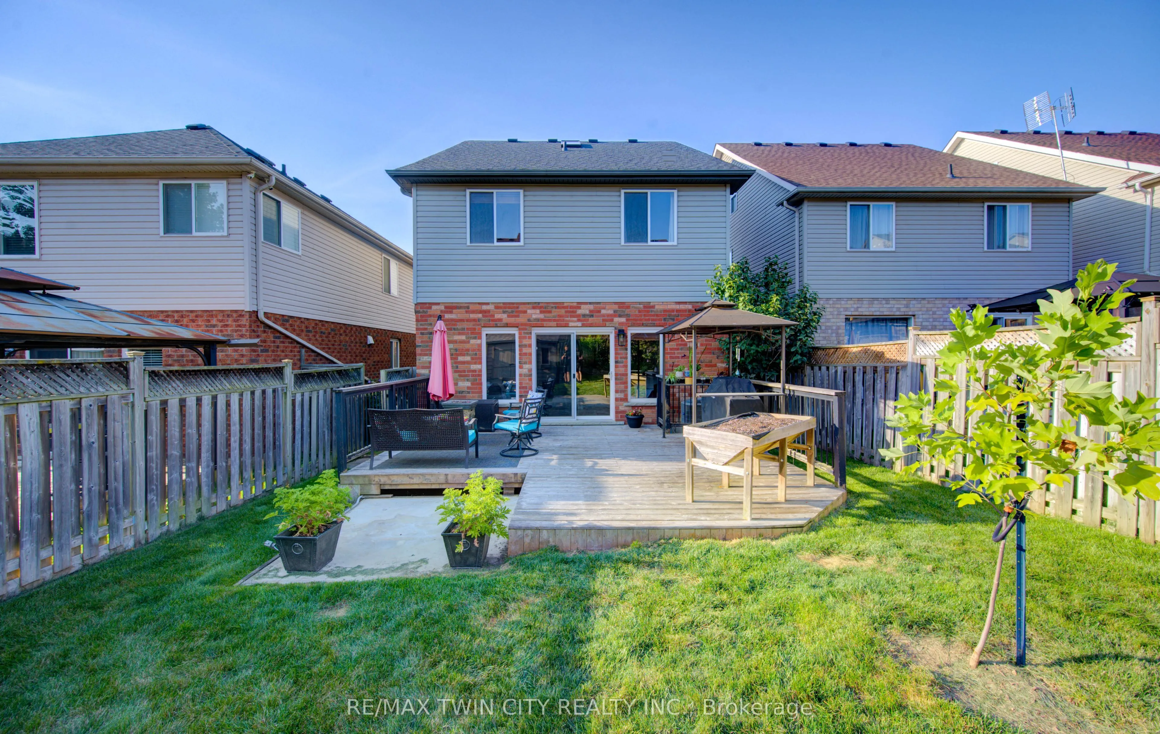 27 Olivewood Way