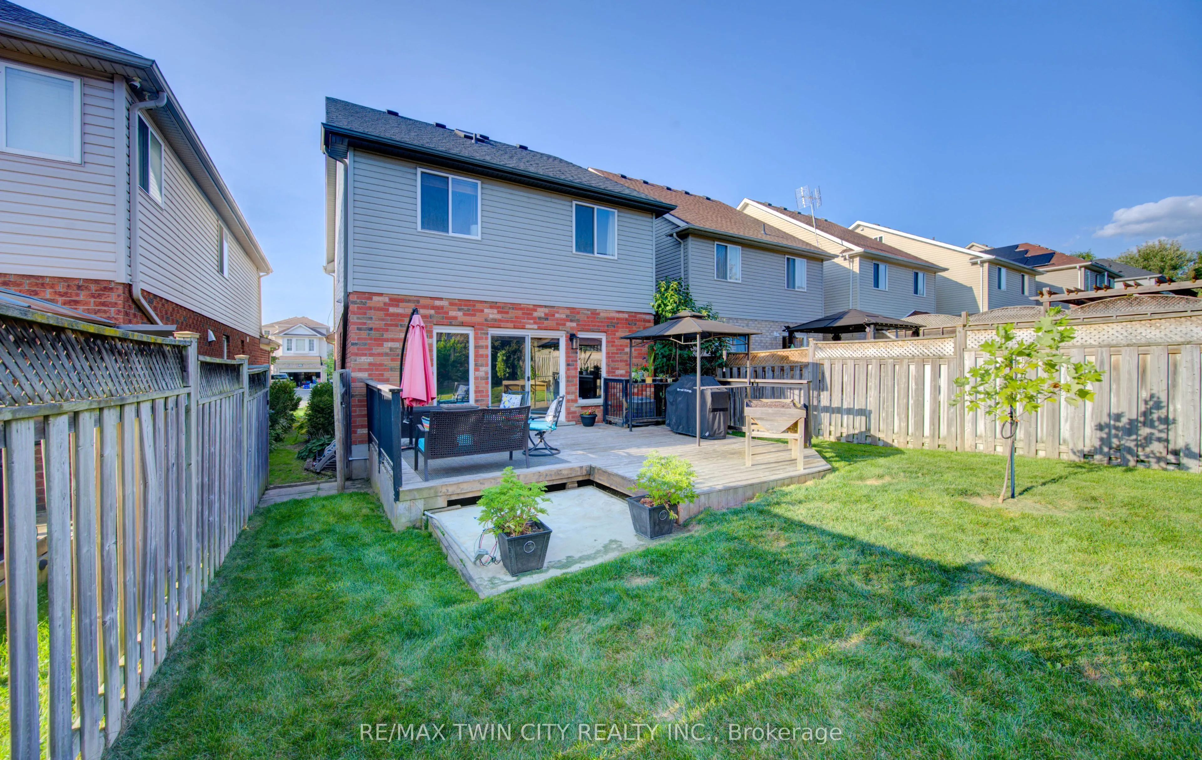 27 Olivewood Way