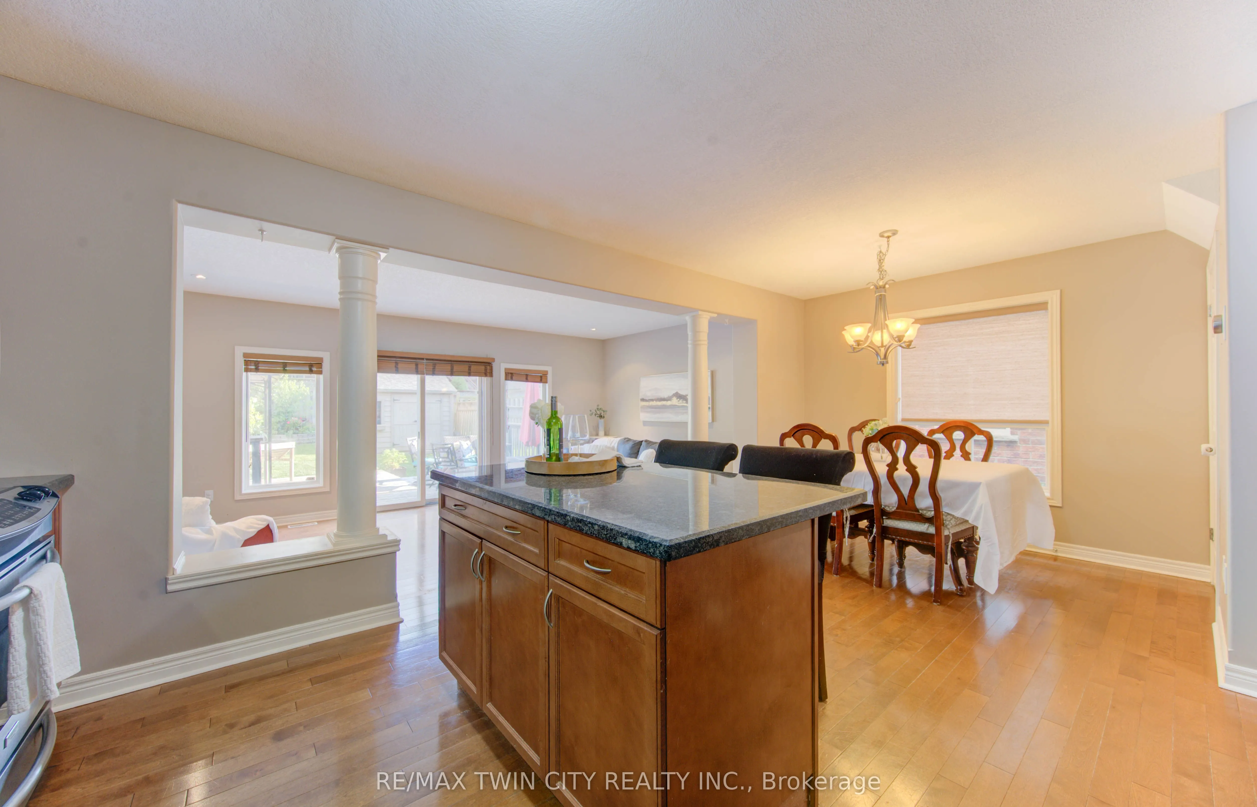 27 Olivewood Way