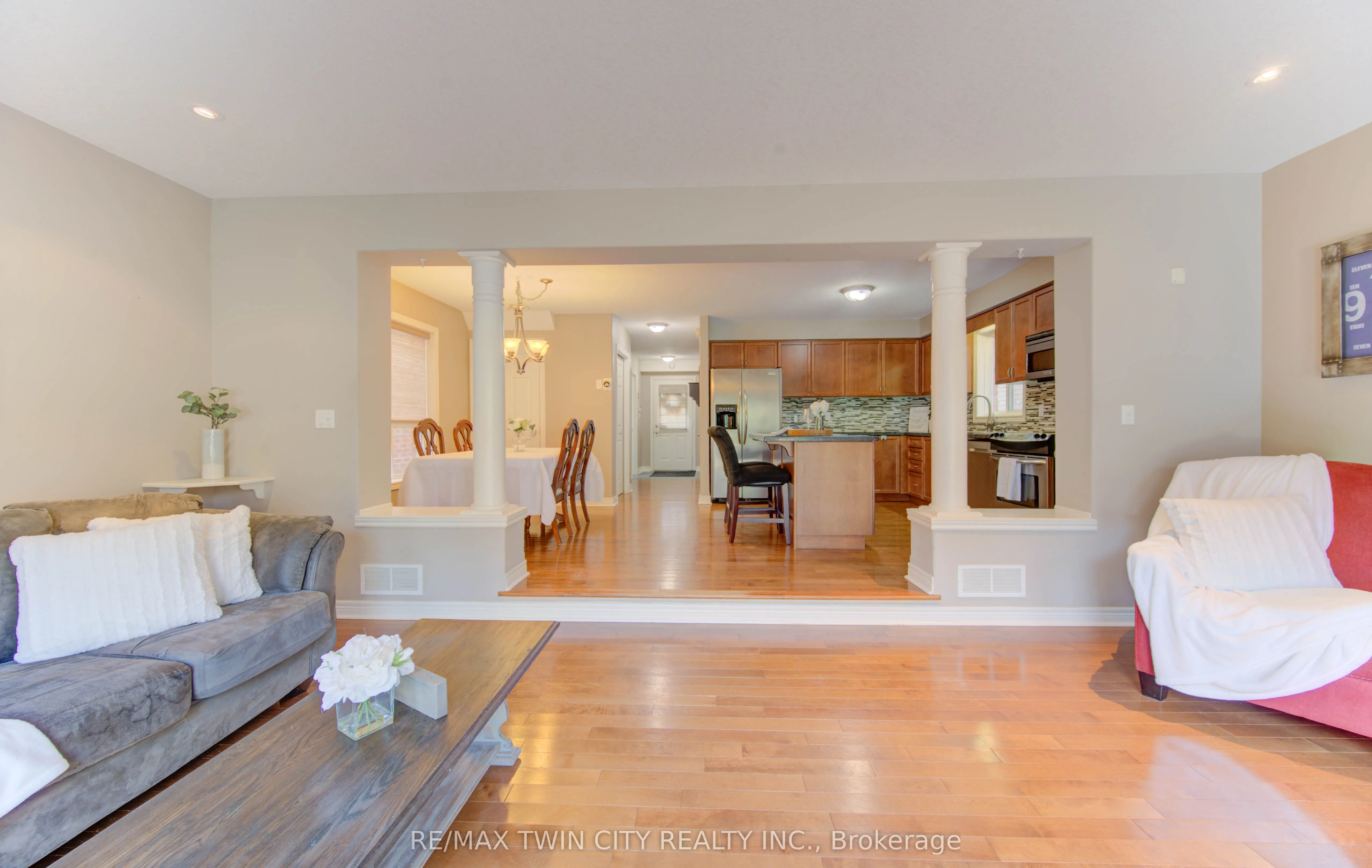 27 Olivewood Way