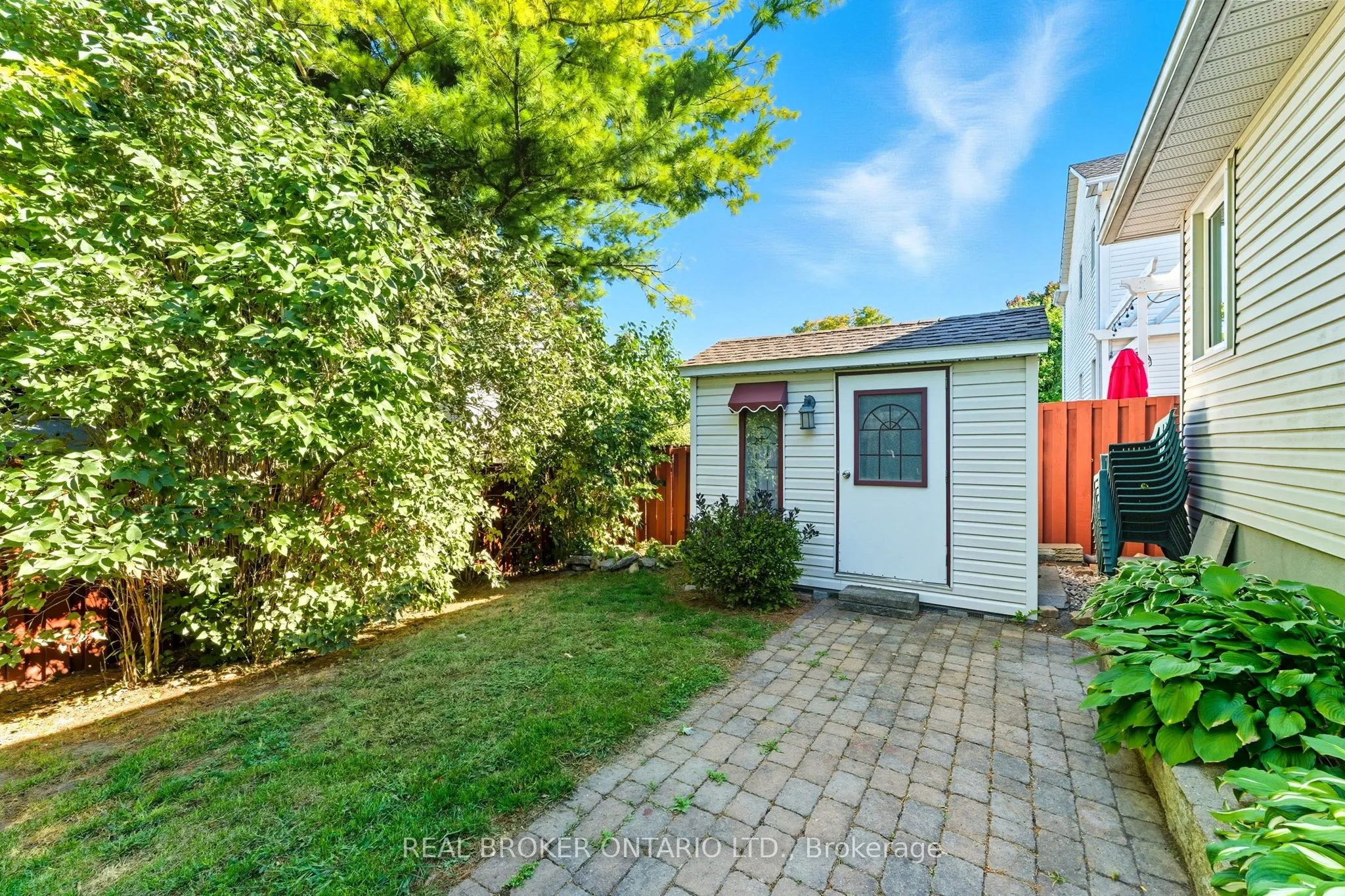 6 Candow Crescent