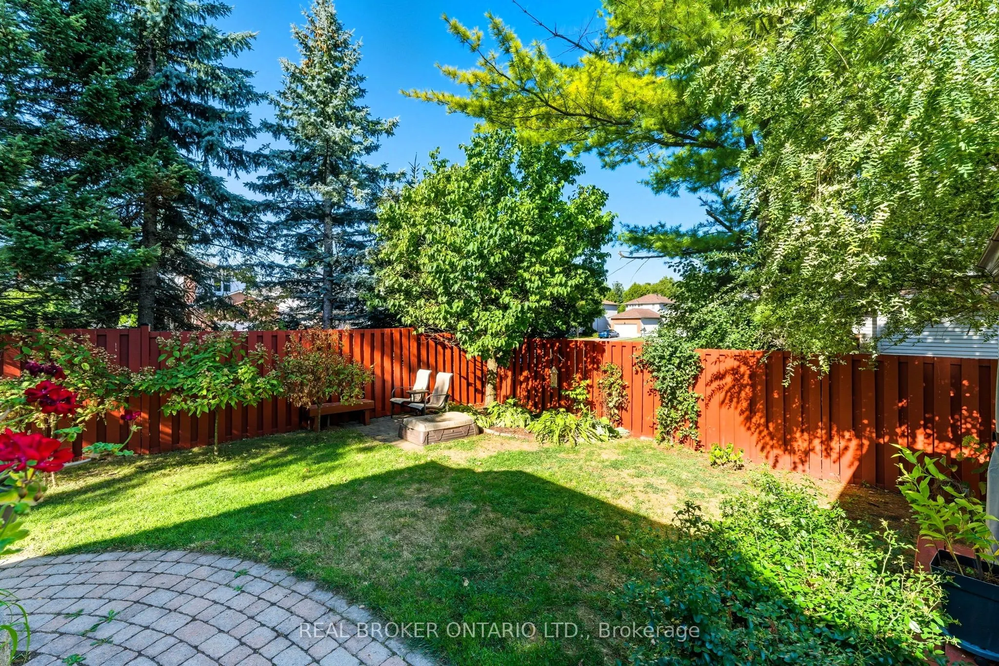 6 Candow Crescent