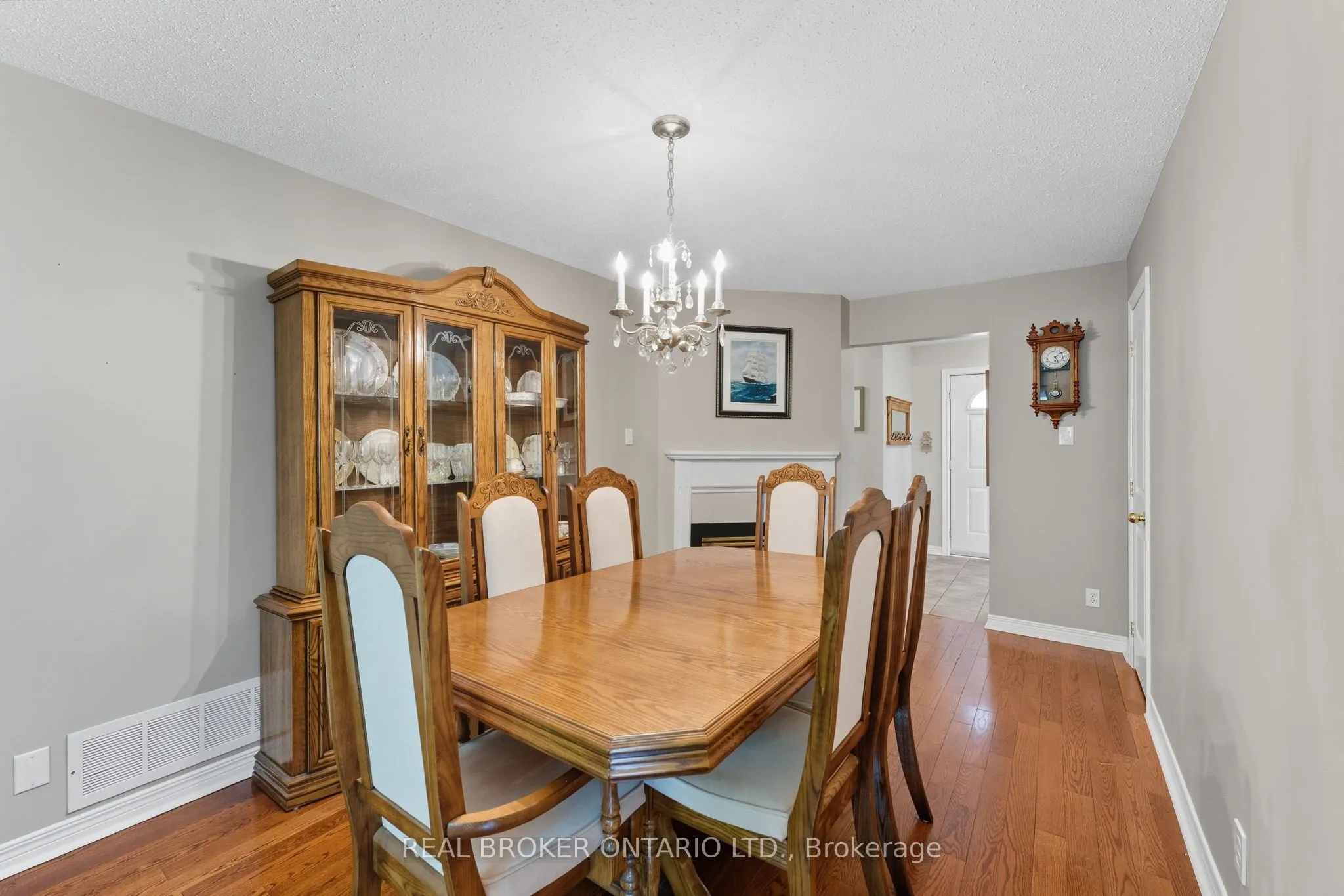 6 Candow Crescent