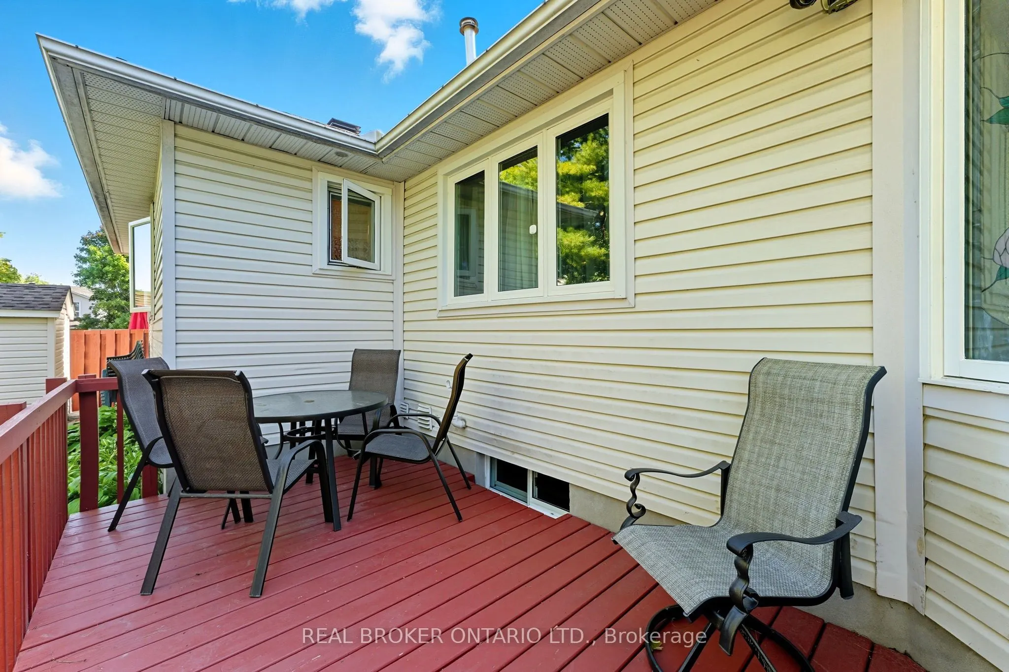 6 Candow Crescent