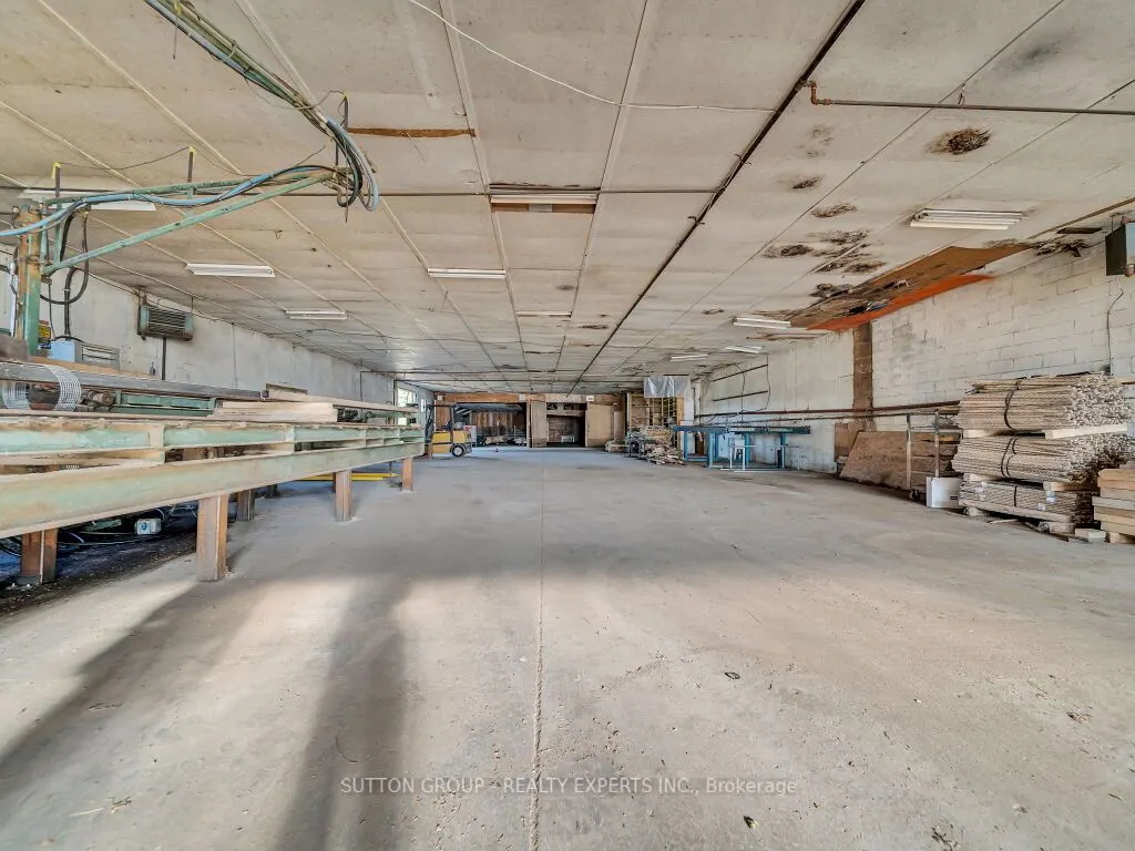 283 Main St Street