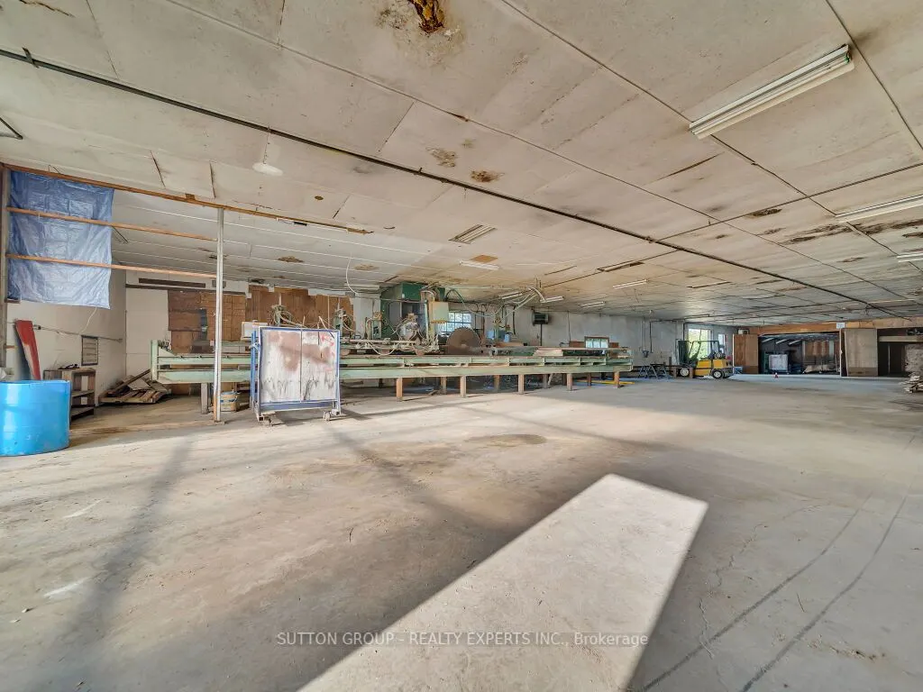 283 Main St Street