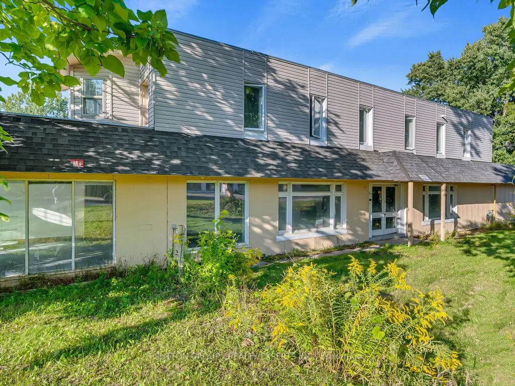 283 Main St Street
