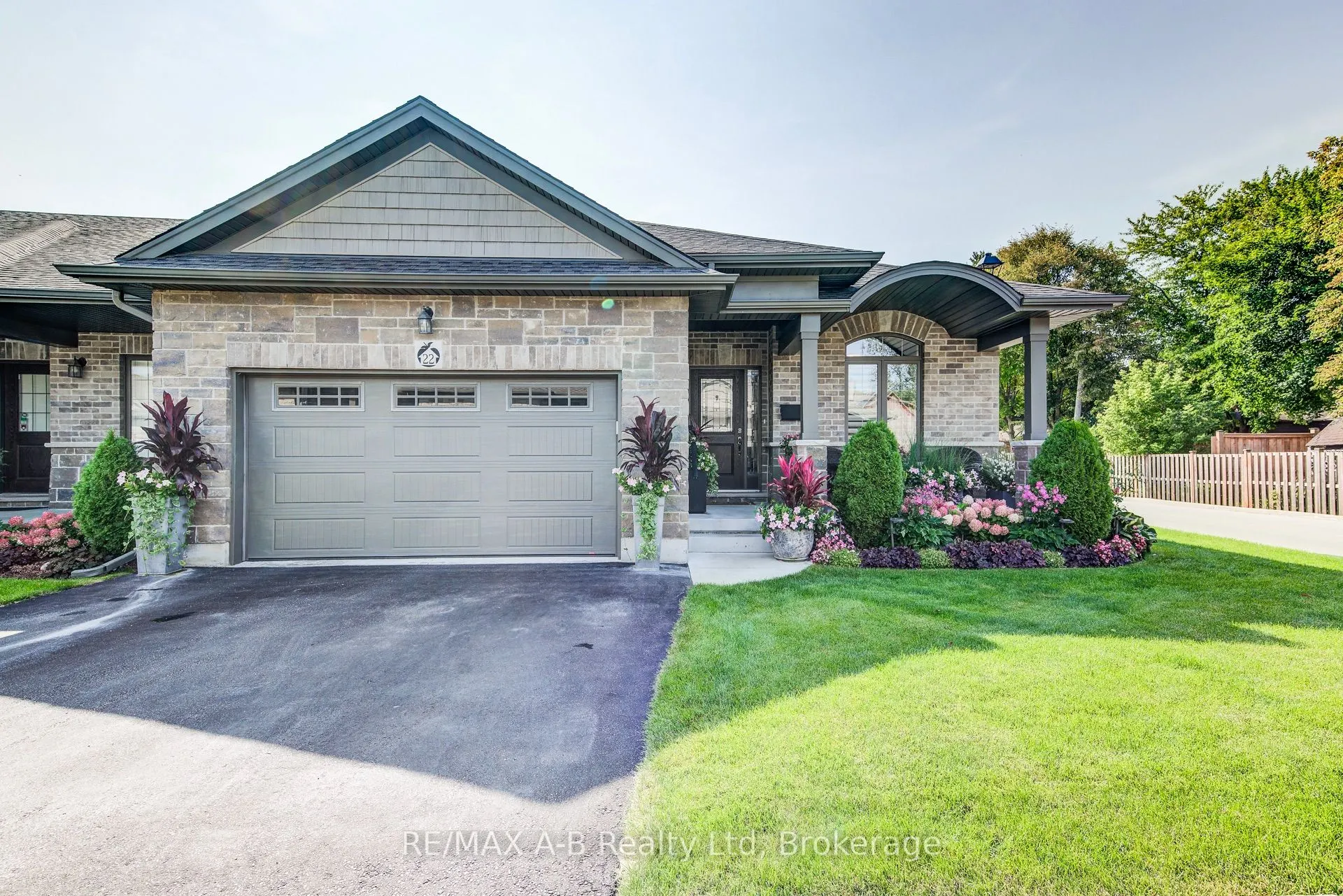53 Roth Street, #22
