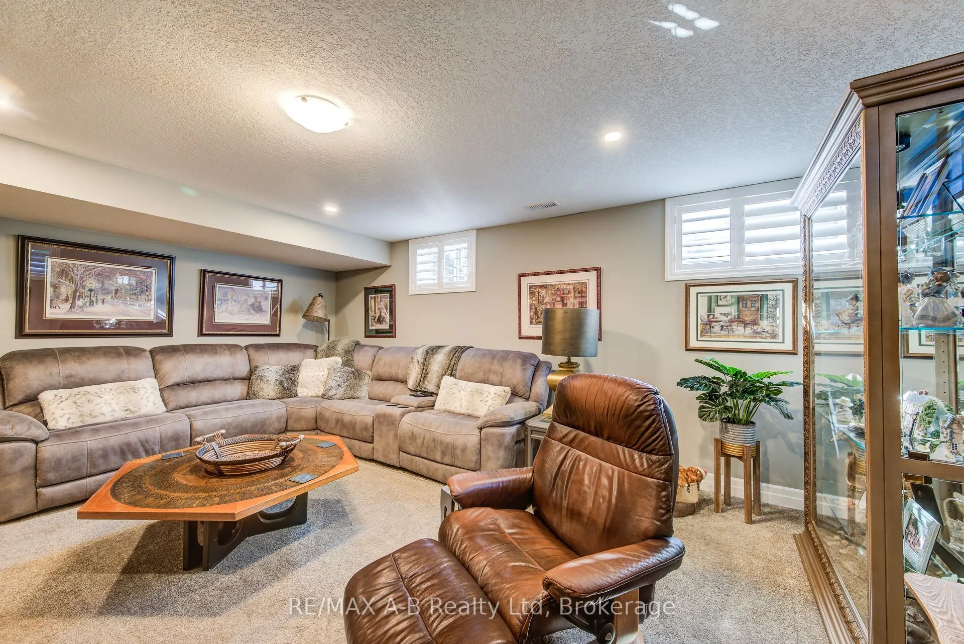 53 Roth Street, #22