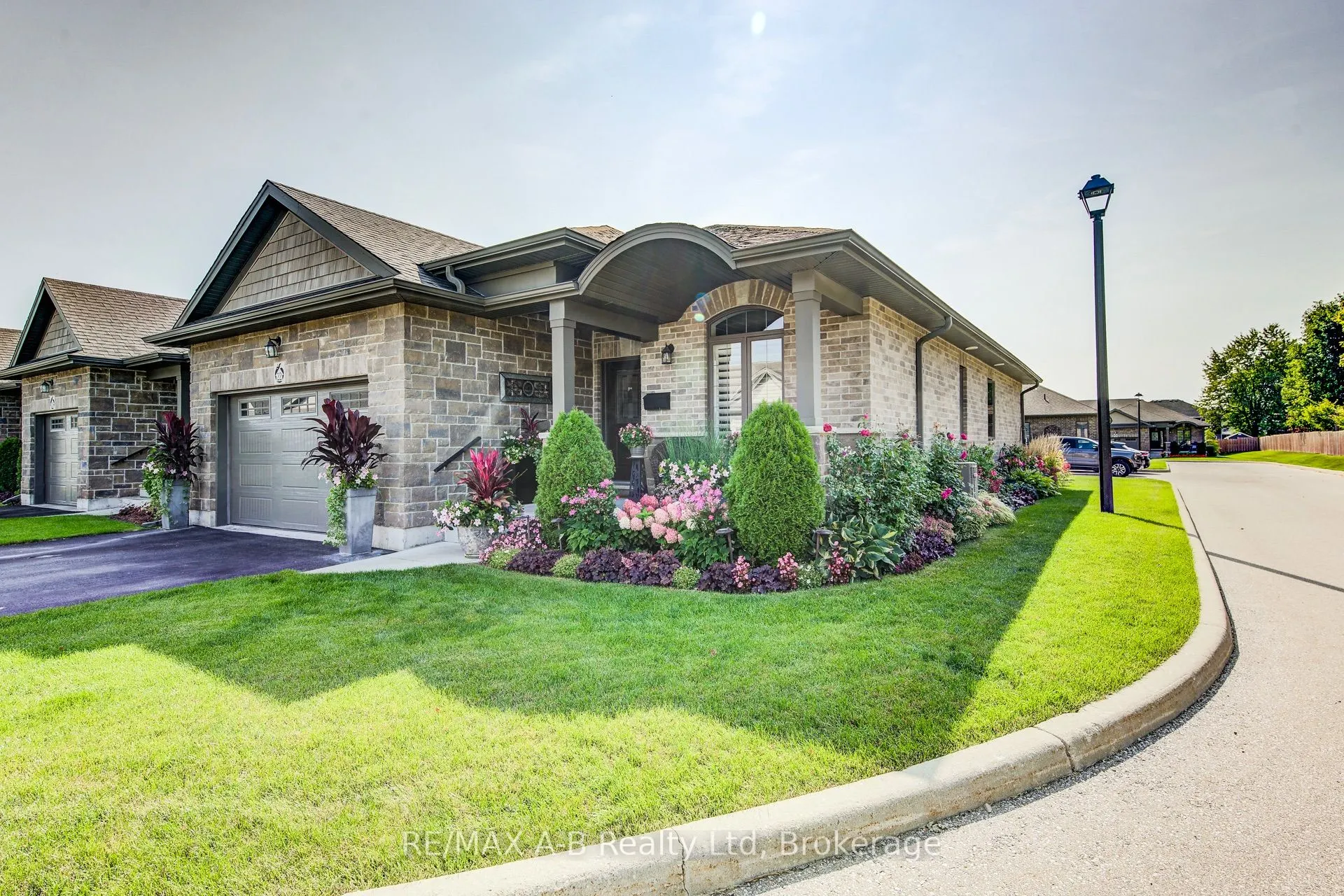 53 Roth Street, #22
