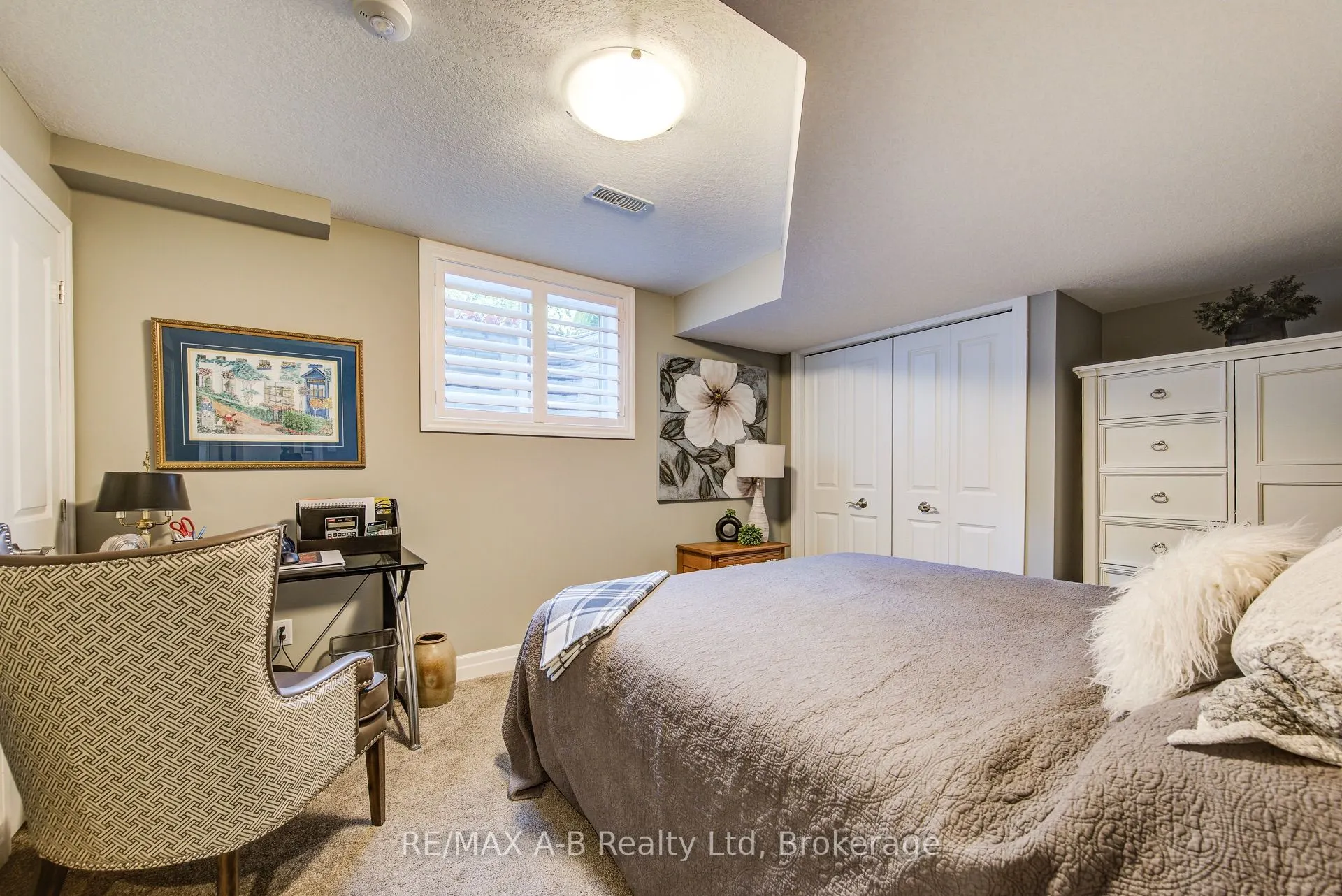 53 Roth Street, #22