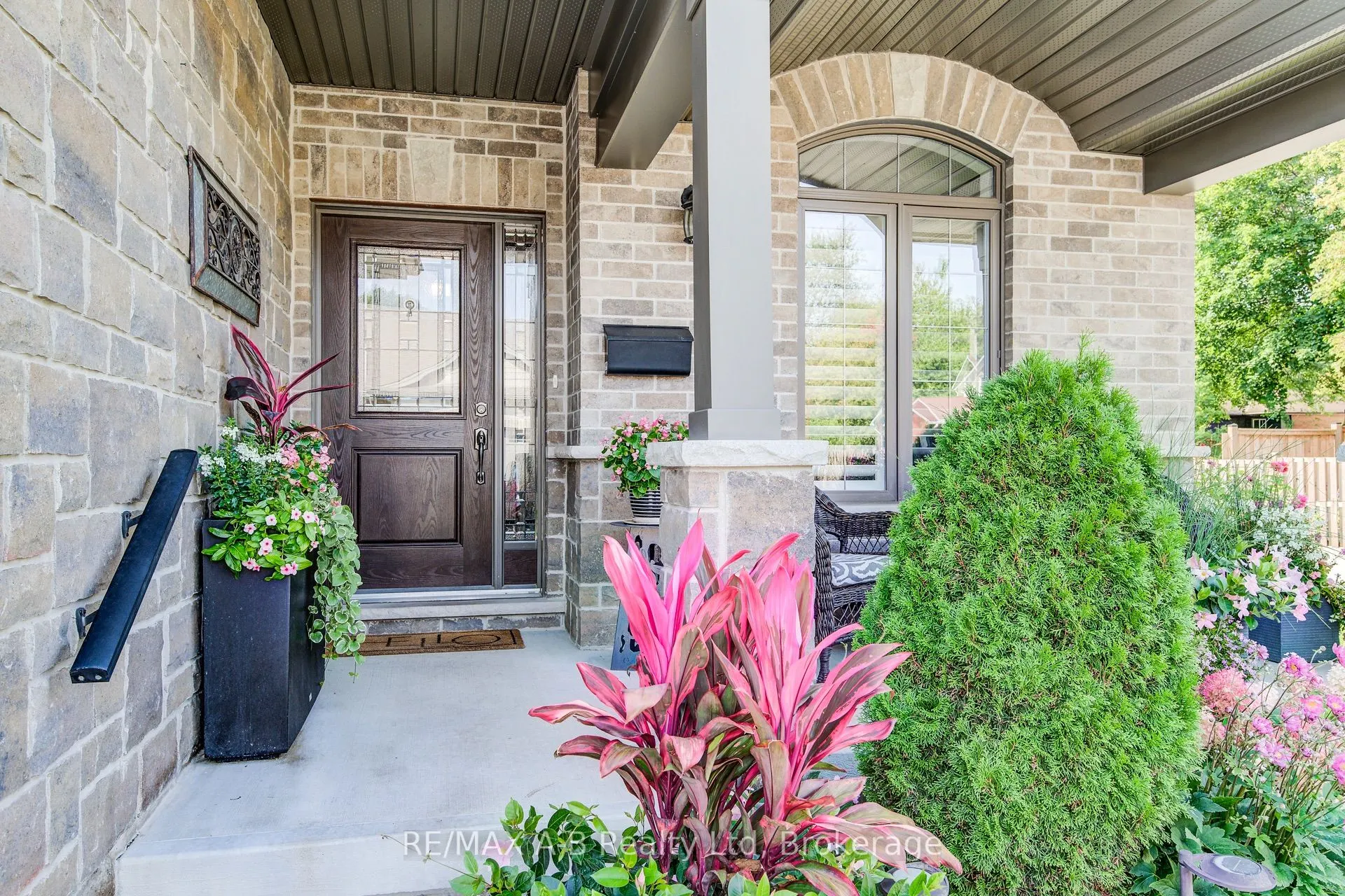 53 Roth Street, #22