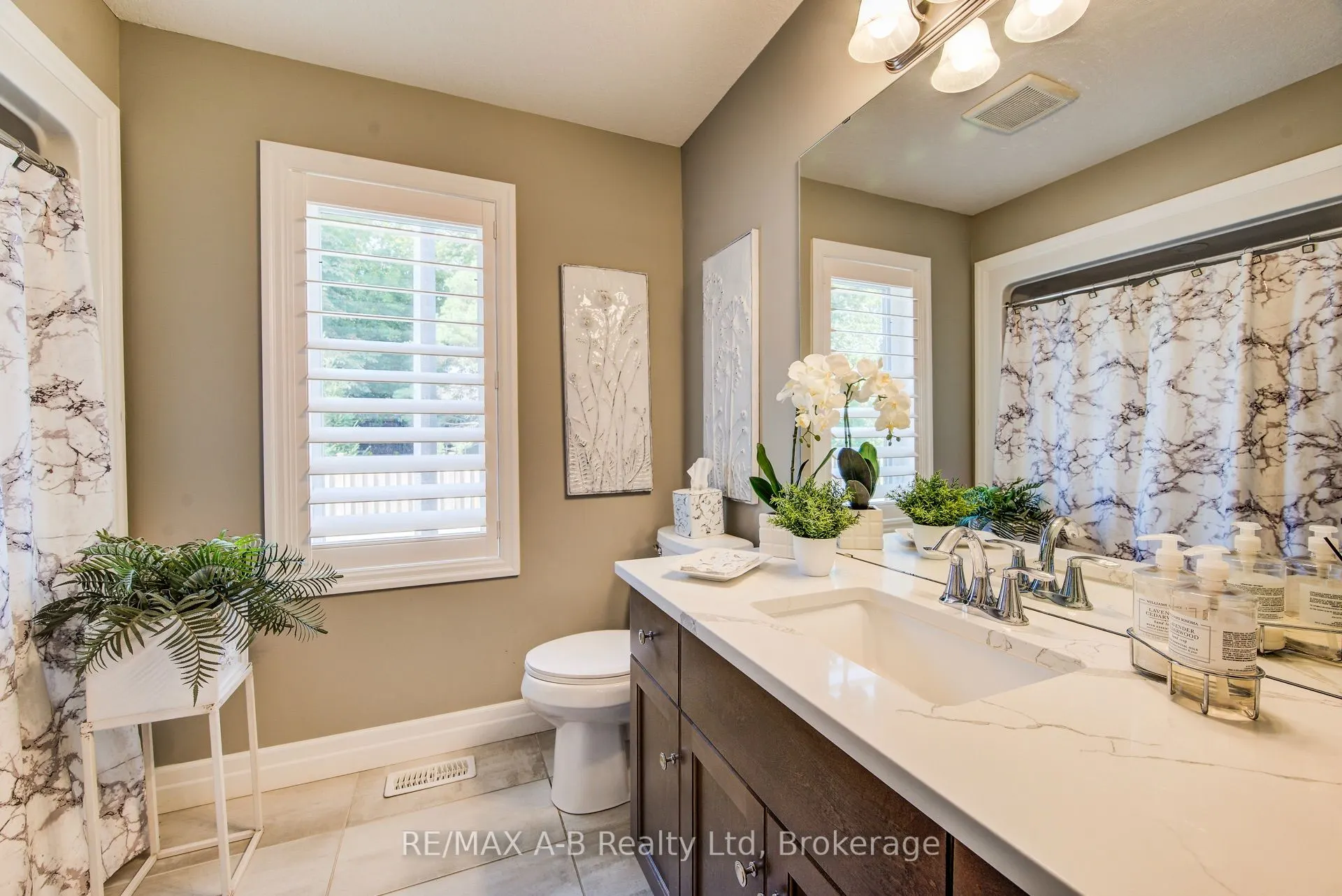 53 Roth Street, #22