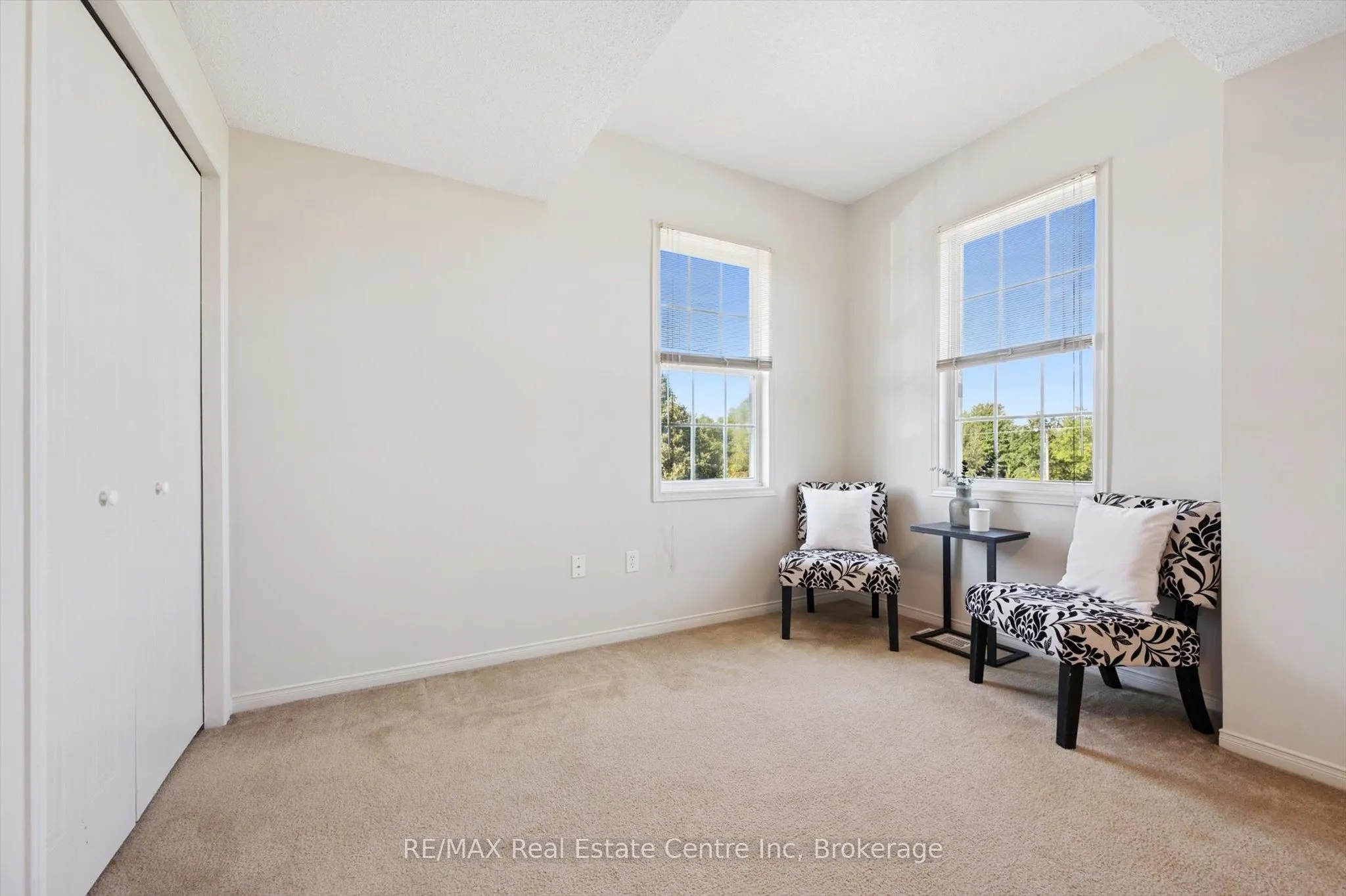124 GOSLING Gardens, #36