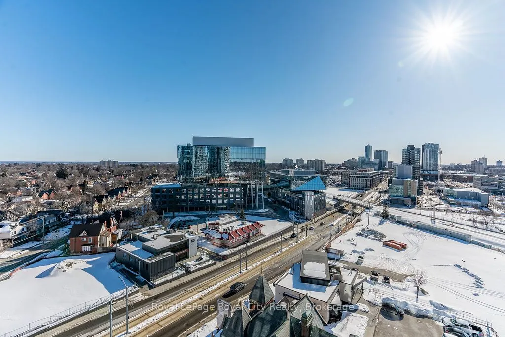 5 WELLINGTON Street S, #1001