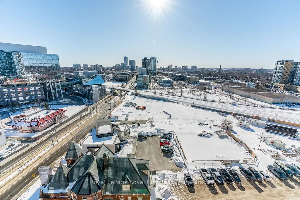 5 WELLINGTON Street S, #1001