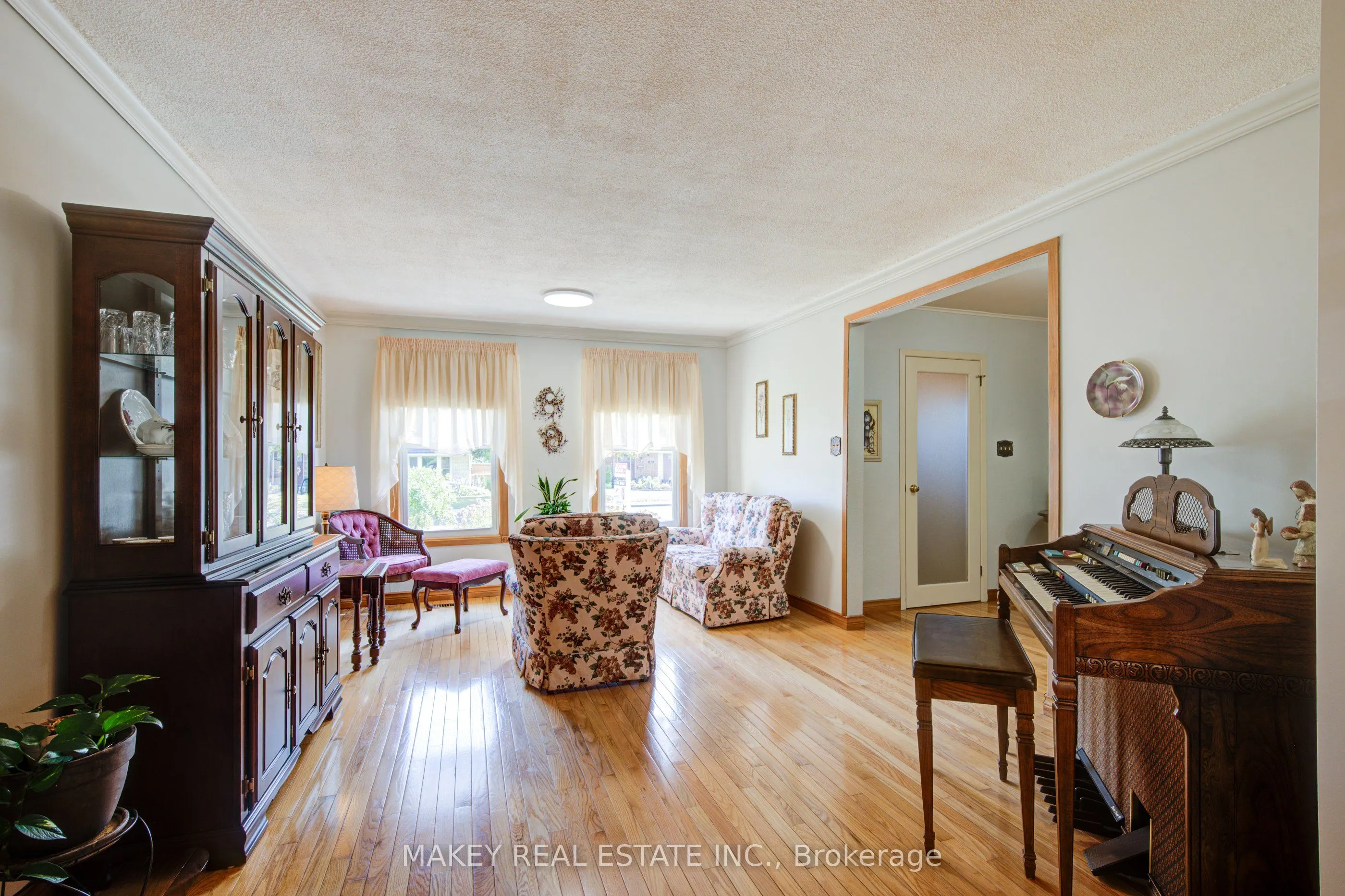 326 Short Avenue