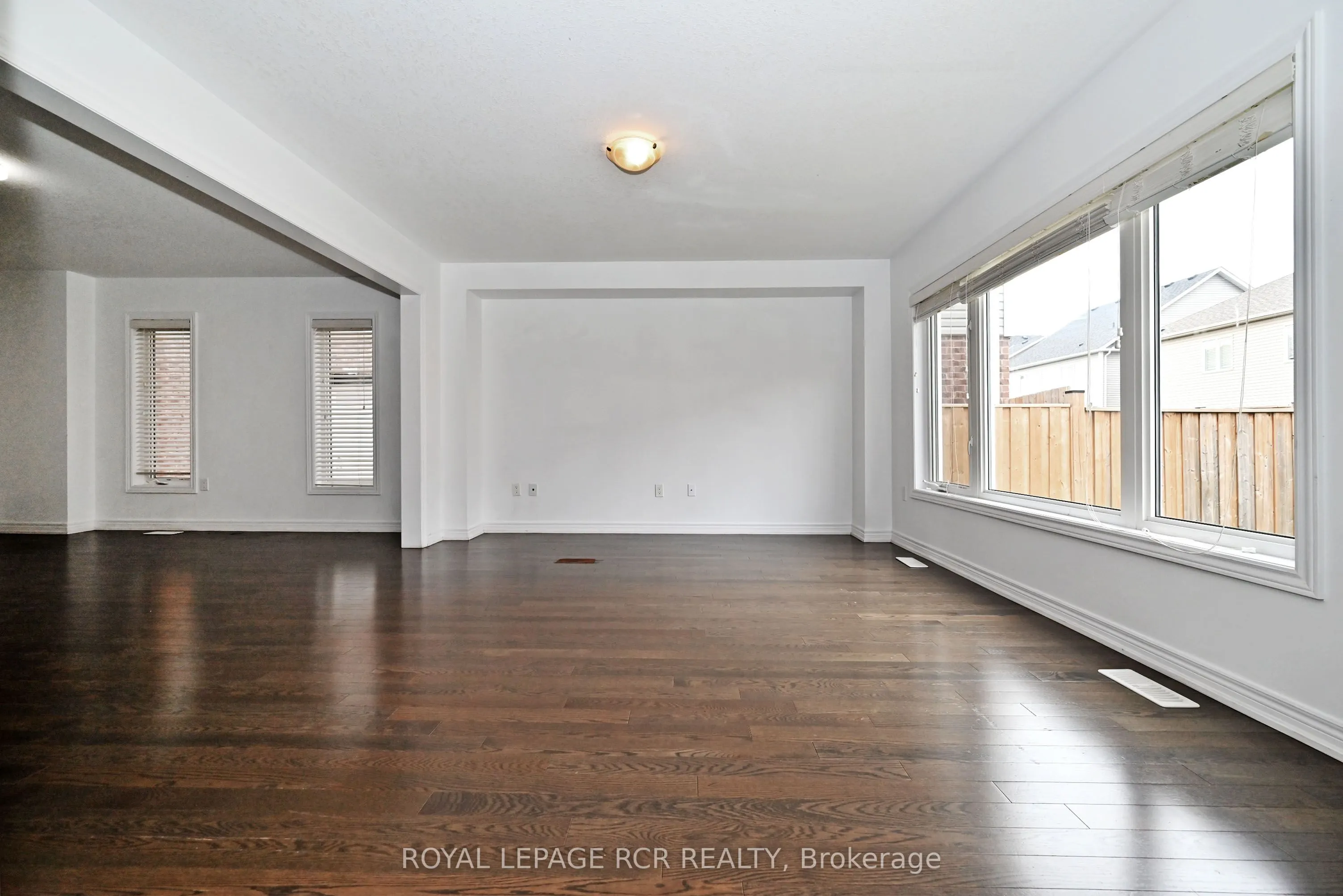 19 Knotty Pine Avenue