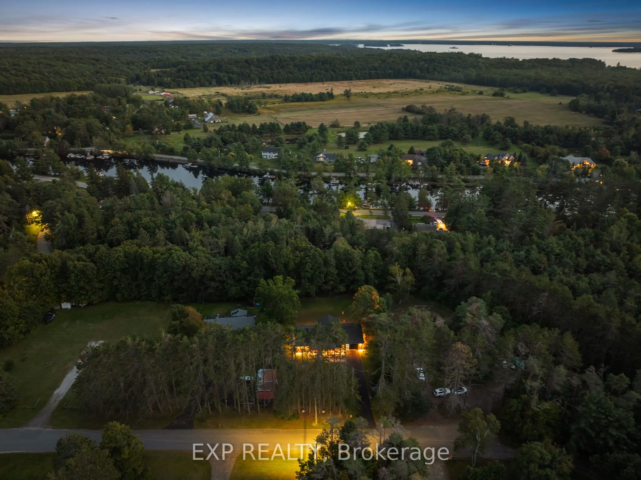 50 Fairlight Glen Crescent