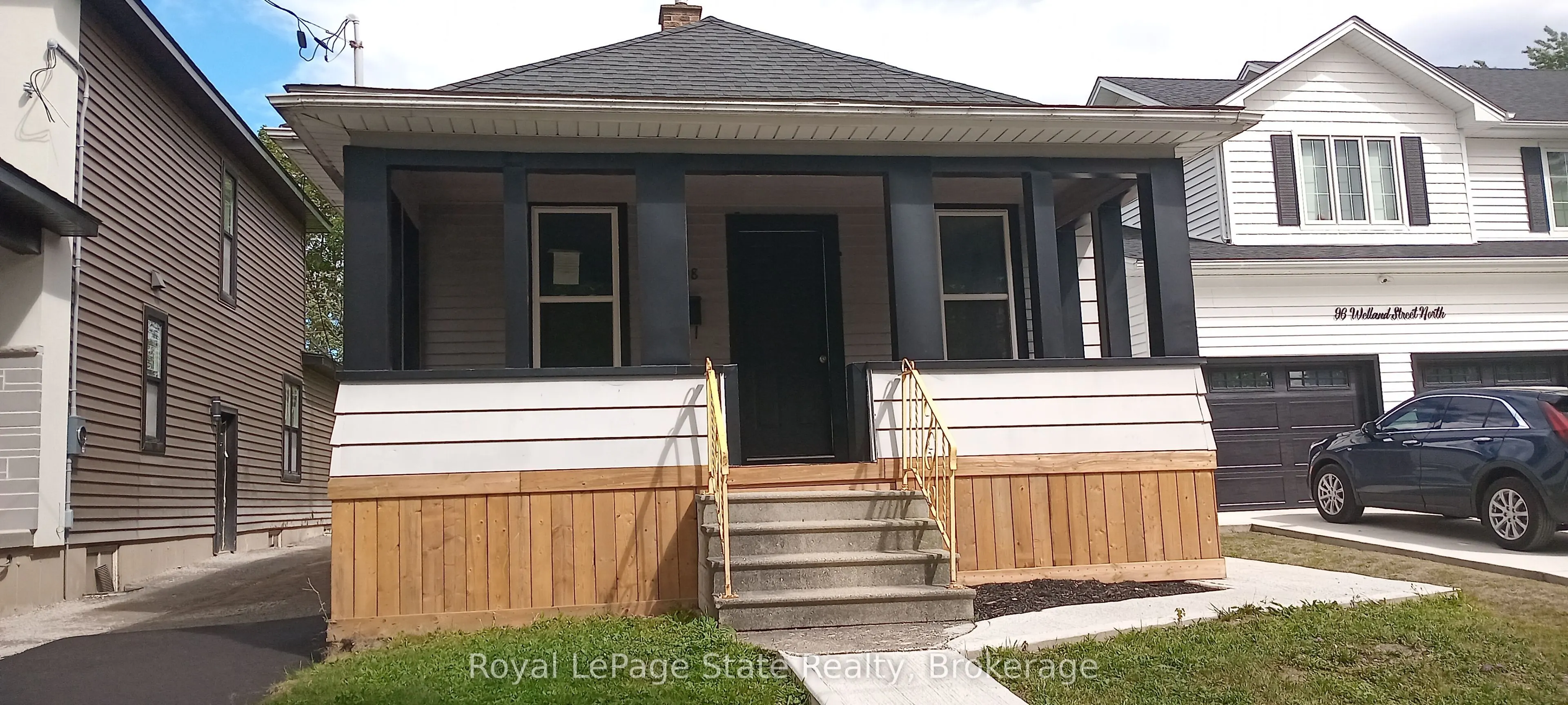 98 Welland Street N