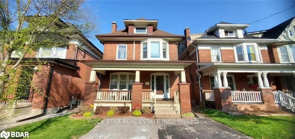 115 Balsam Avenue S, #Upper