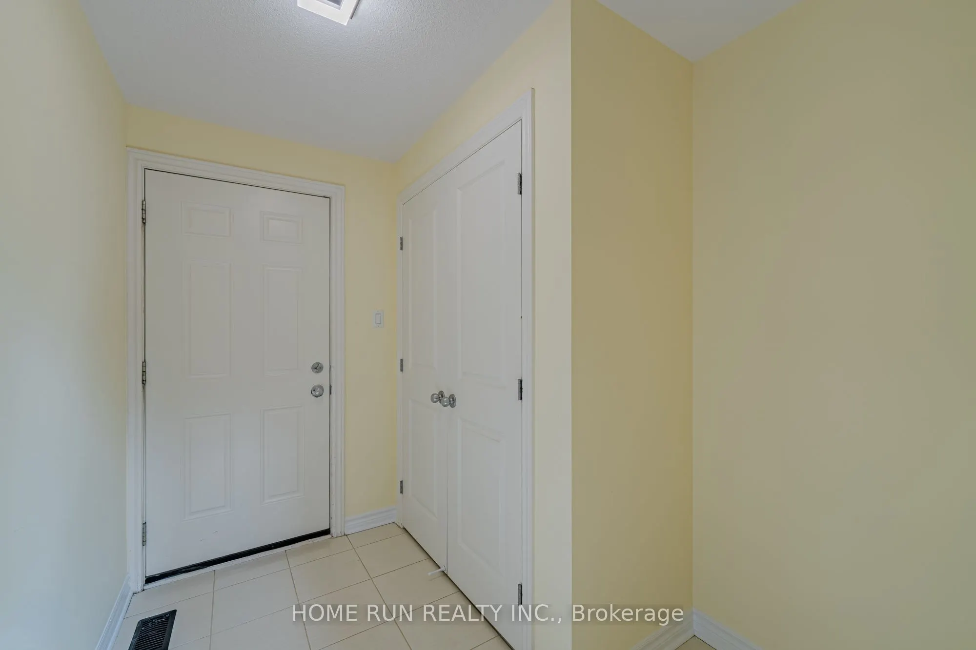 393 Grammond Circle