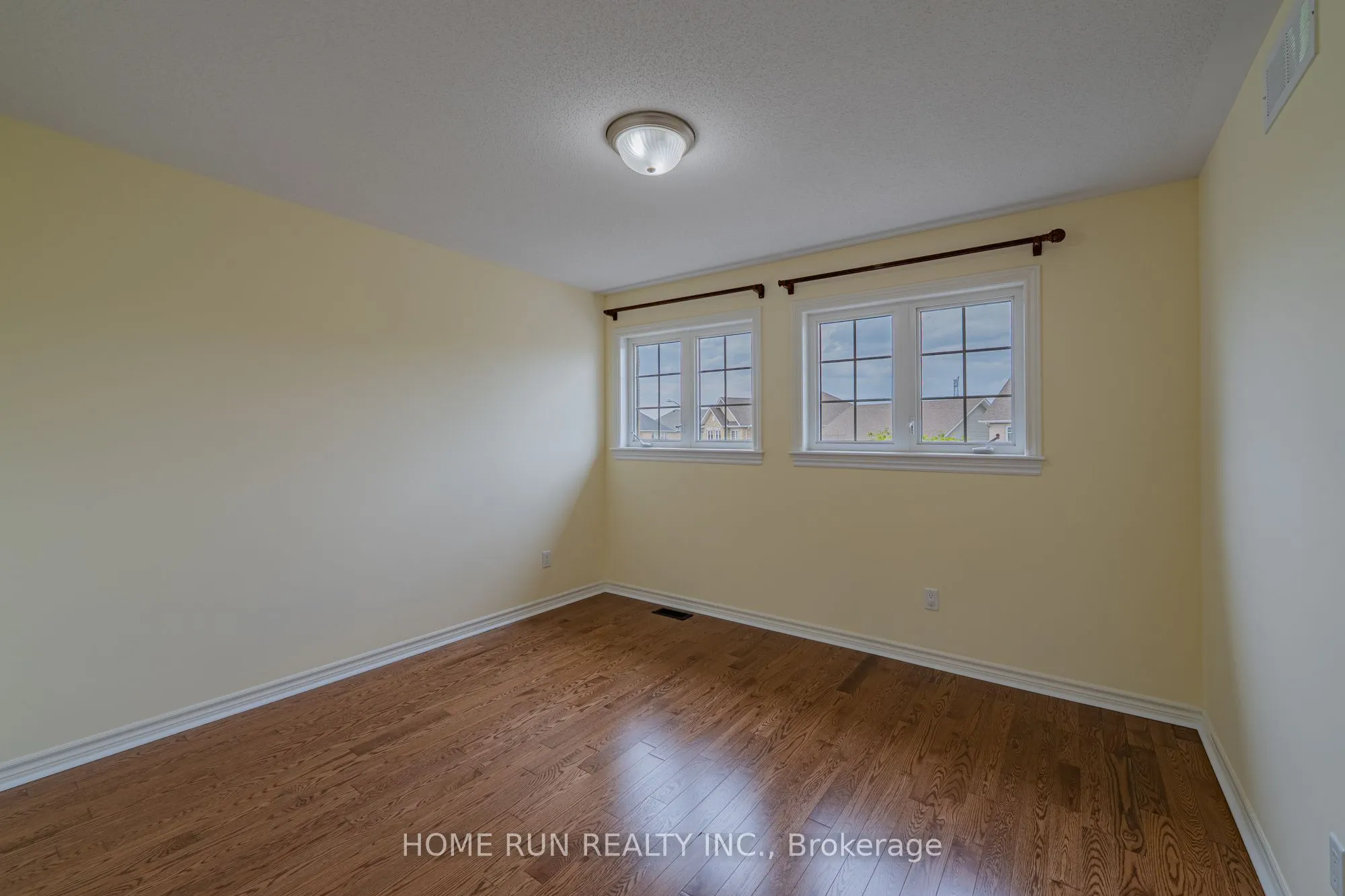 393 Grammond Circle
