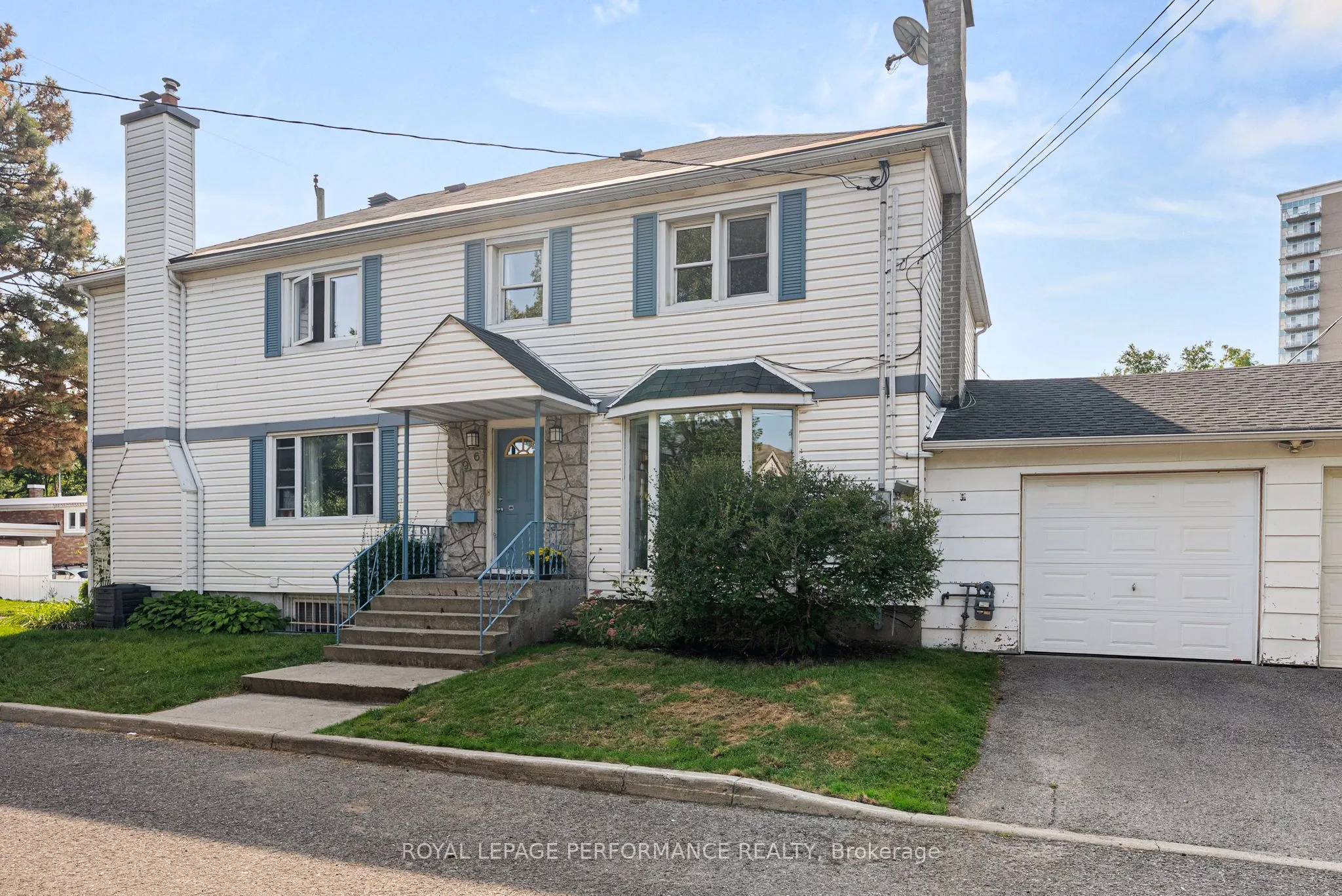 196 Kipp Street
