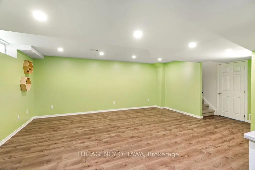 70 Appledale Drive