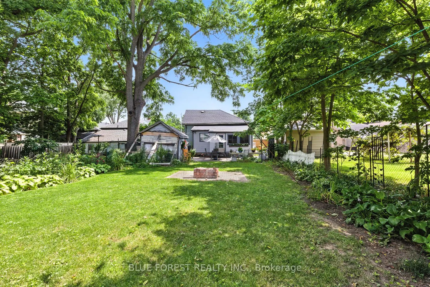 358 Simcoe Street