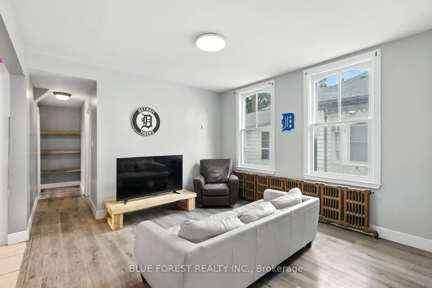 358 Simcoe Street