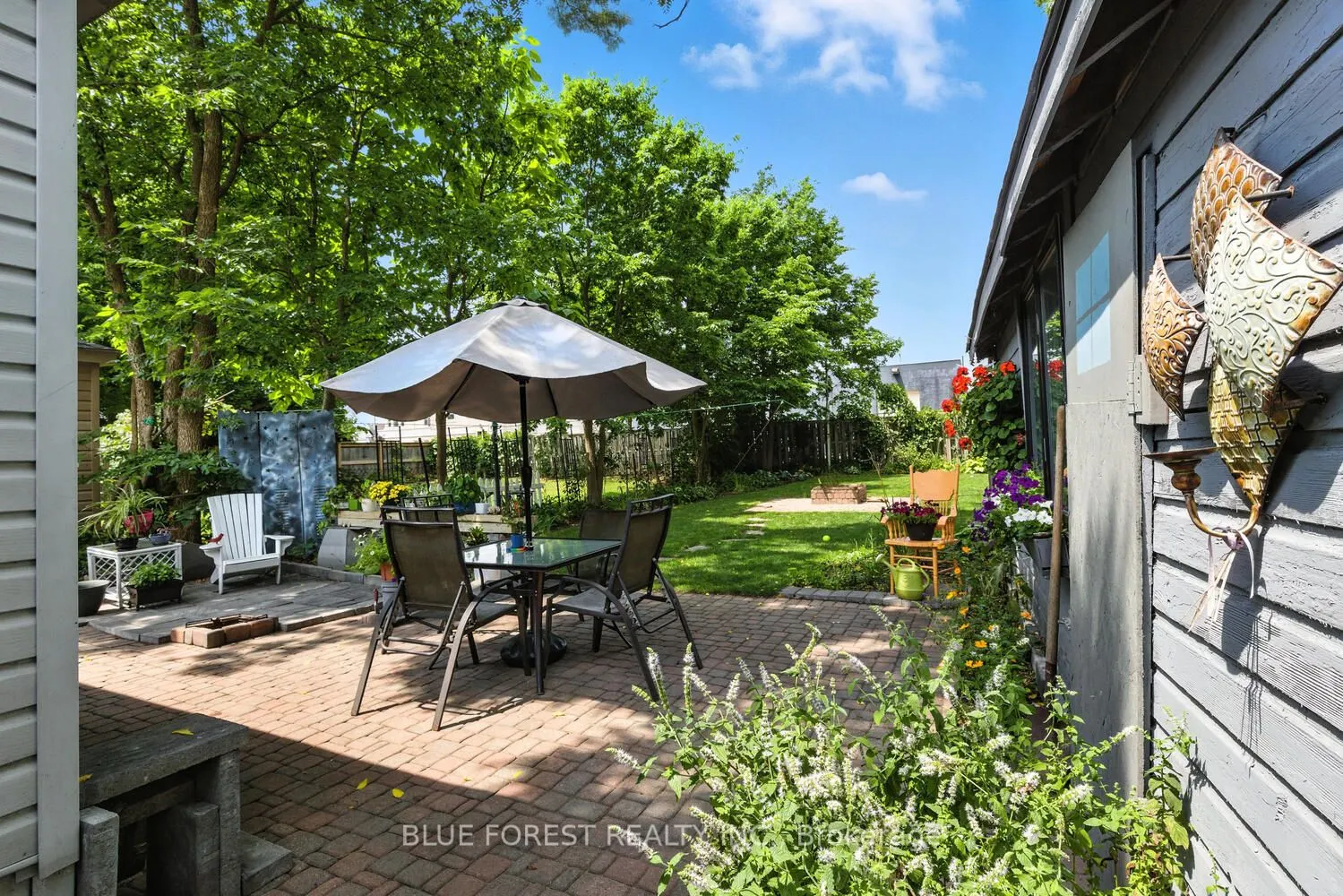 358 Simcoe Street