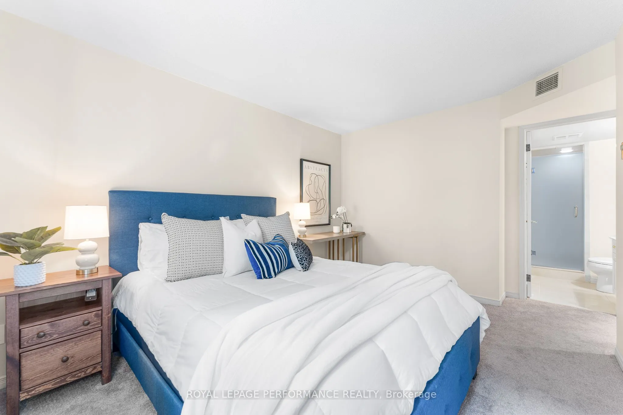 310 Crichton Street, #104