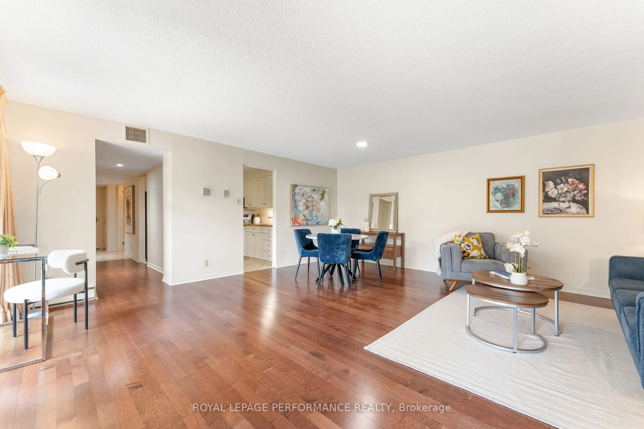 310 Crichton Street, #104