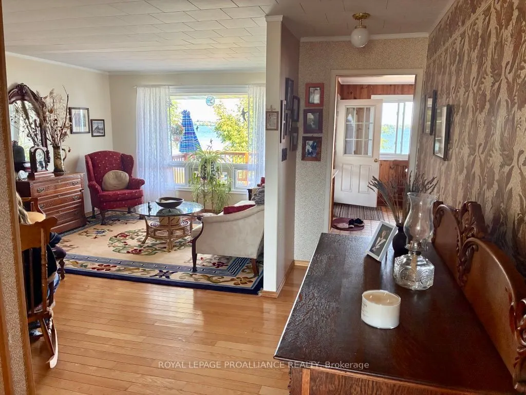 211 Prinyers Cove Crescent