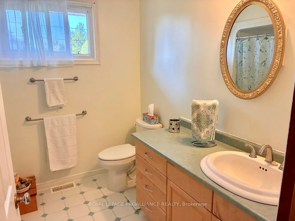 211 Prinyers Cove Crescent