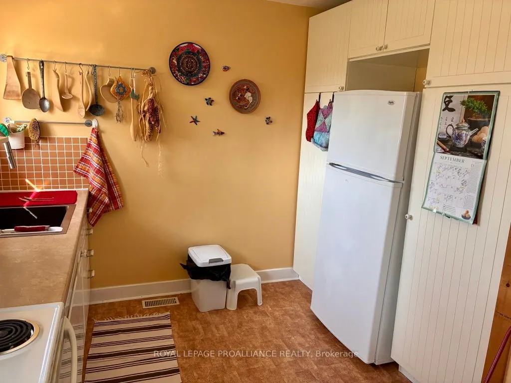 211 Prinyers Cove Crescent