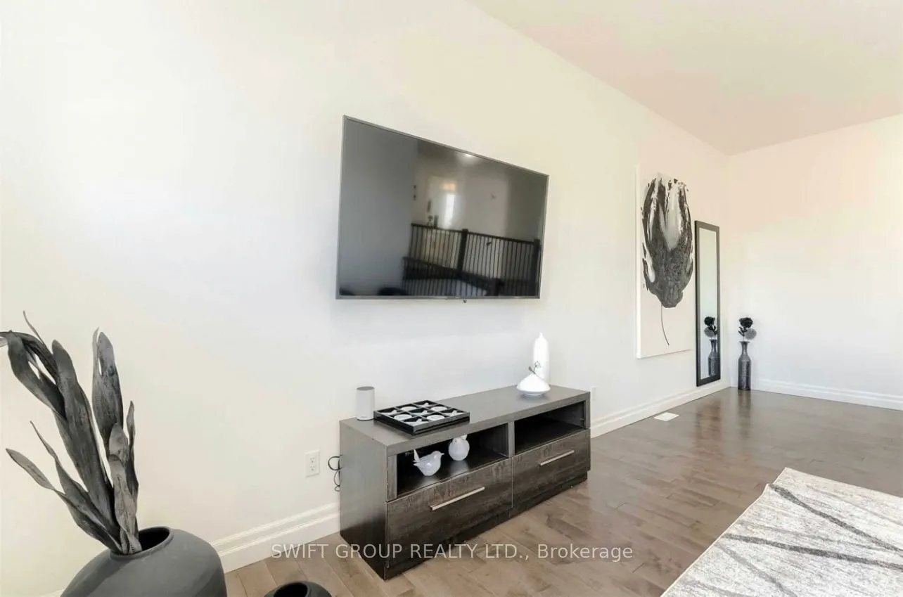 3319 Regiment Road