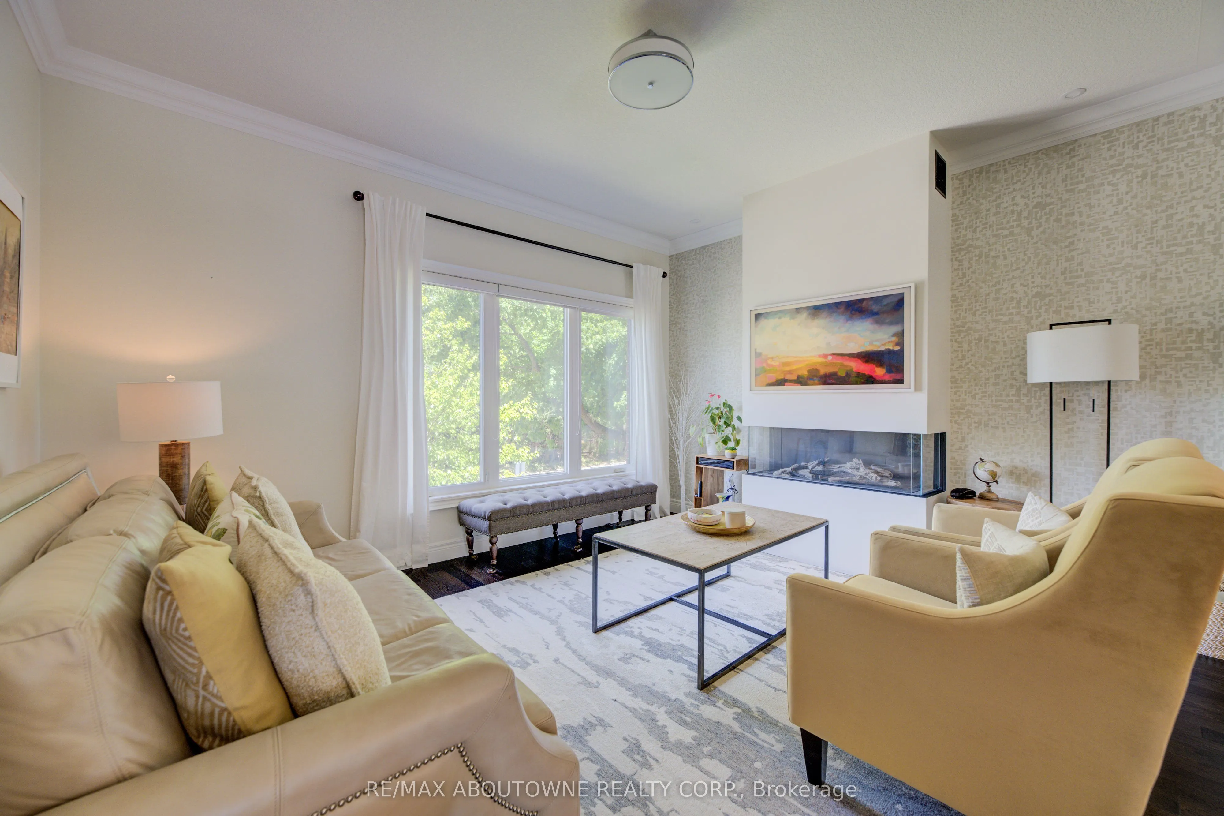 44 Flamboro Street, #7