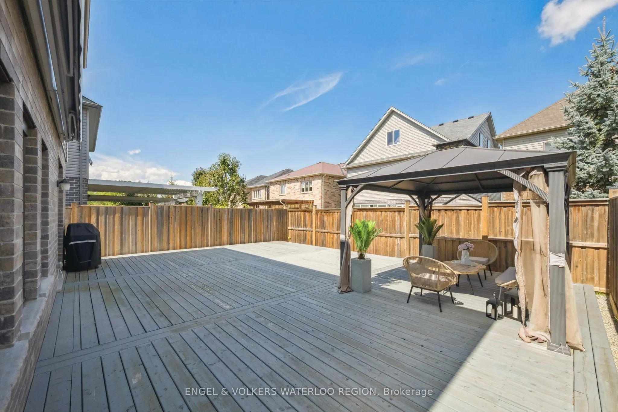 552 Wasaga Crescent
