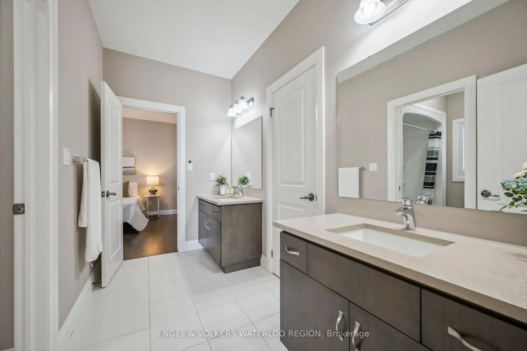 552 Wasaga Crescent