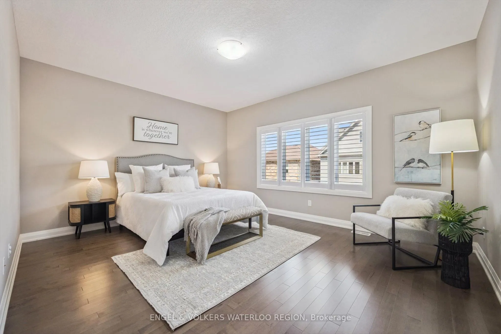 552 Wasaga Crescent