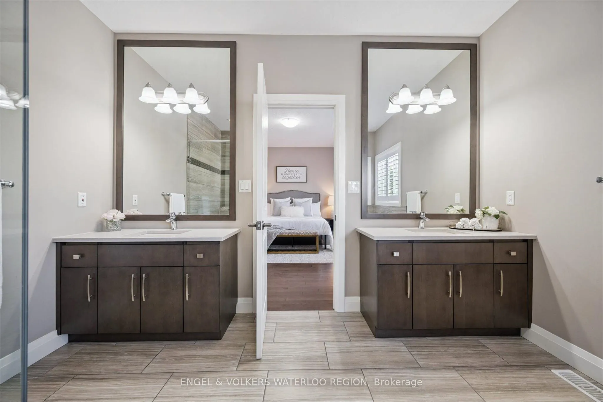 552 Wasaga Crescent