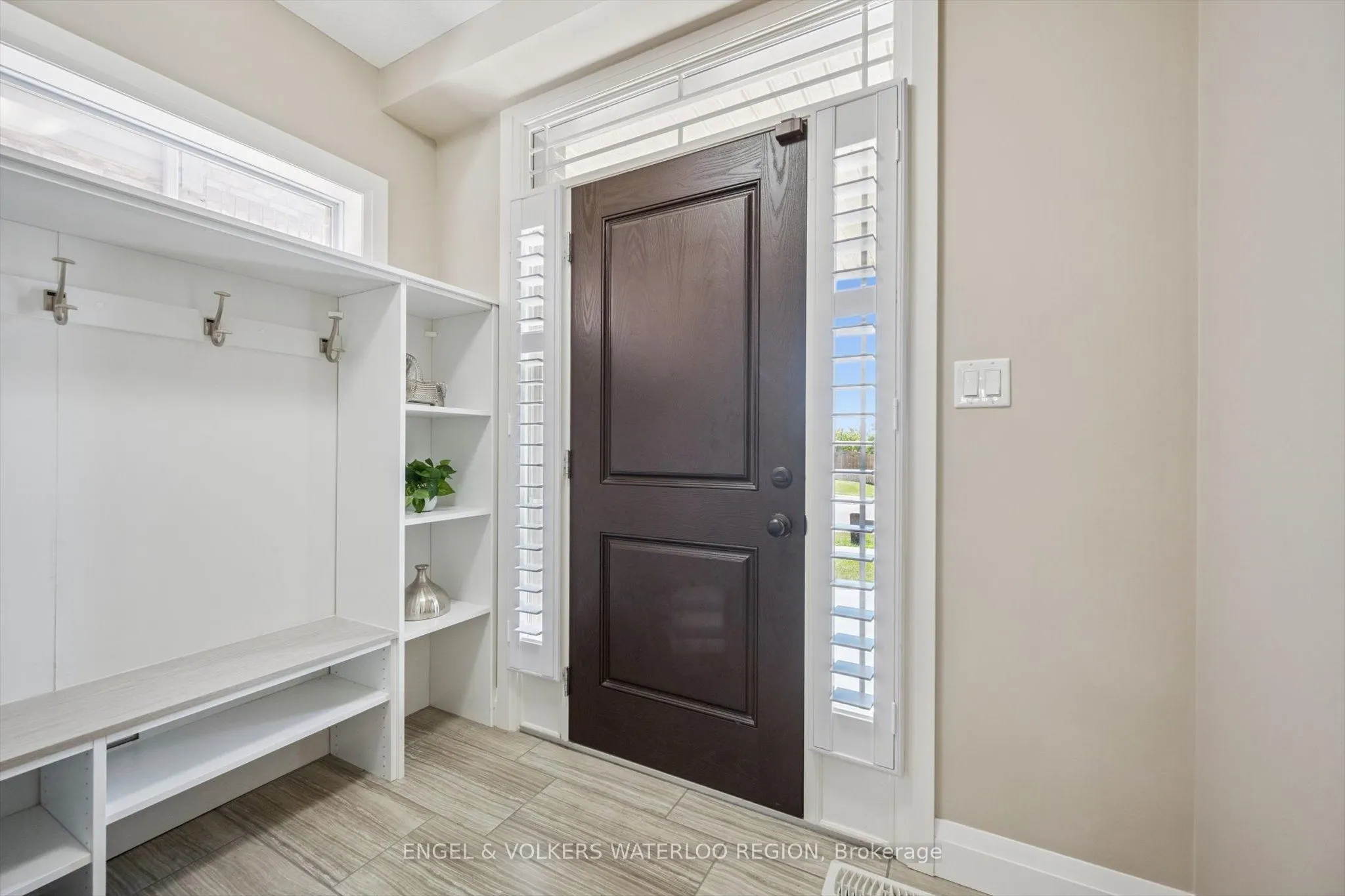 552 Wasaga Crescent