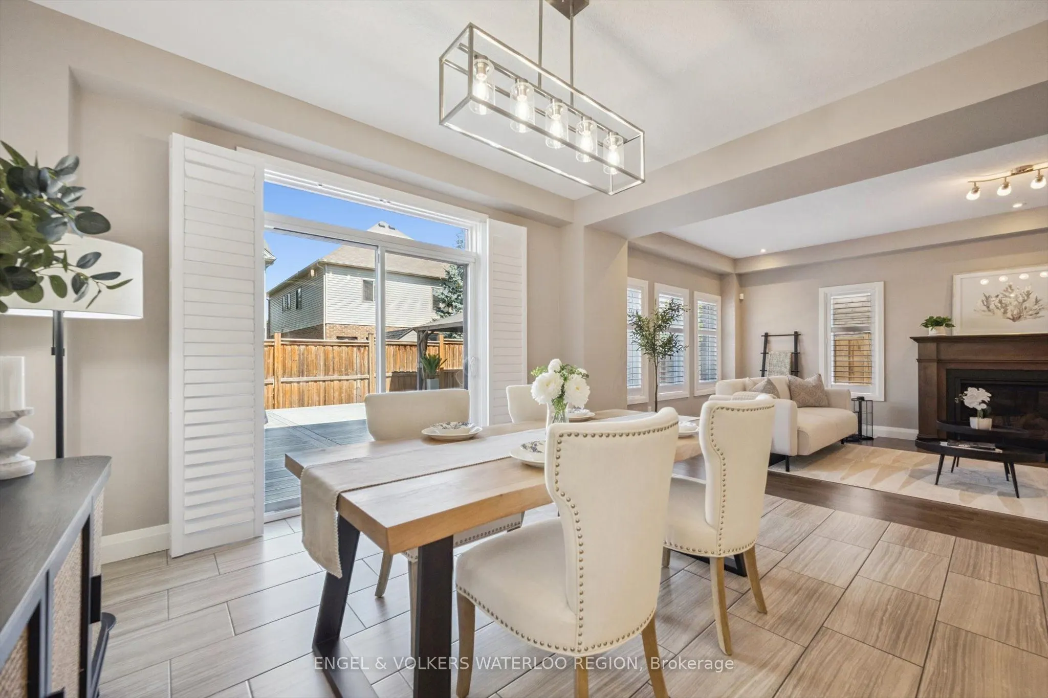 552 Wasaga Crescent